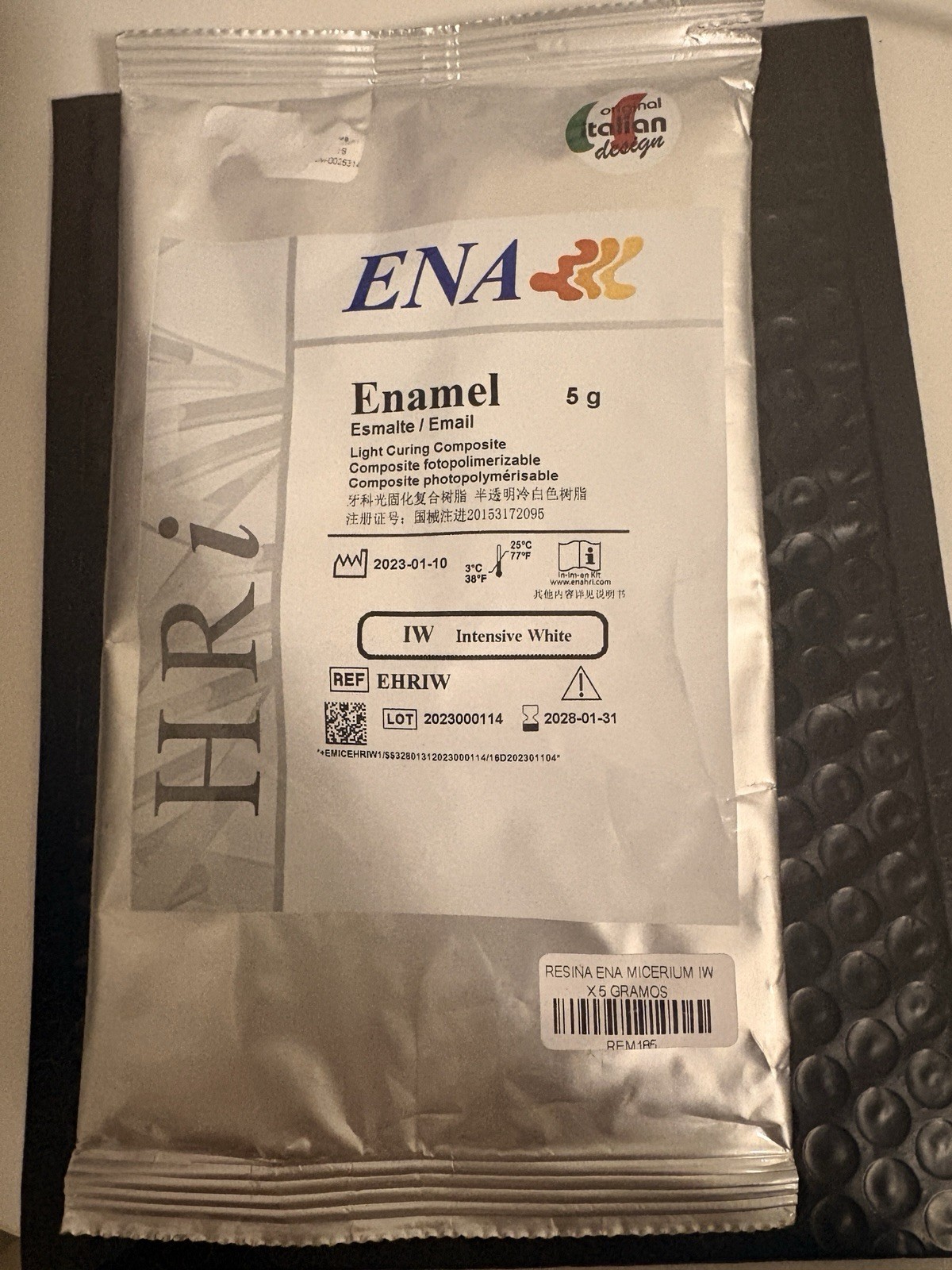 ENA HRi Composite IW Enamel Plus Intensive White Dental Resin