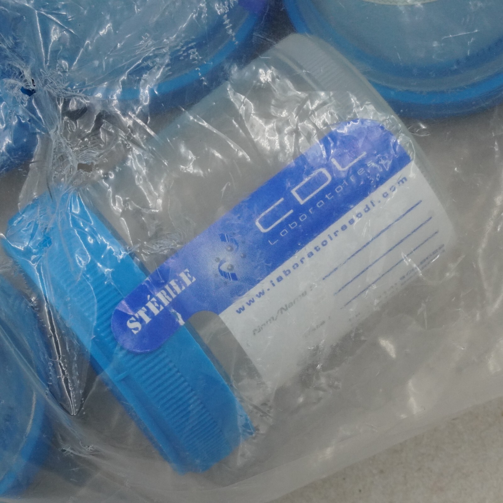Specimen Container 2oz 60ml Qty 100 Clear Plastic Blue Screw Top Sterile
