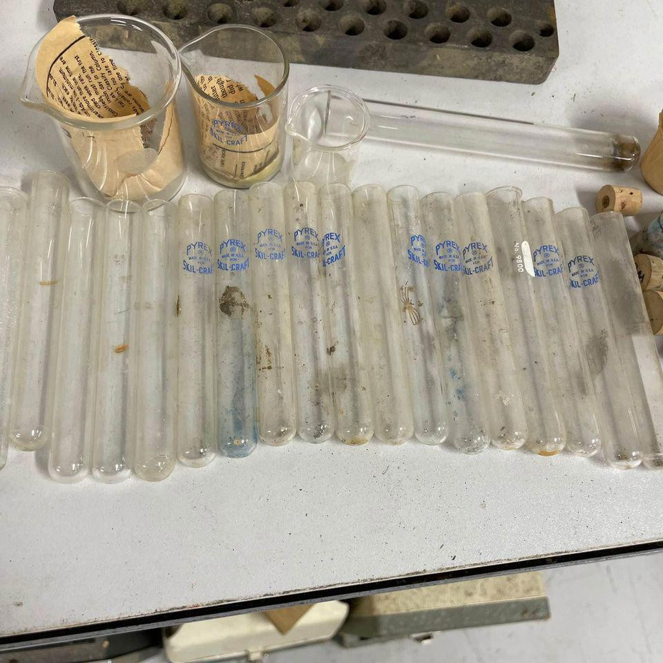 79pc Lot Science Chemistry Glass Test Tubes Accessories Pyrex Skilcraft – HN