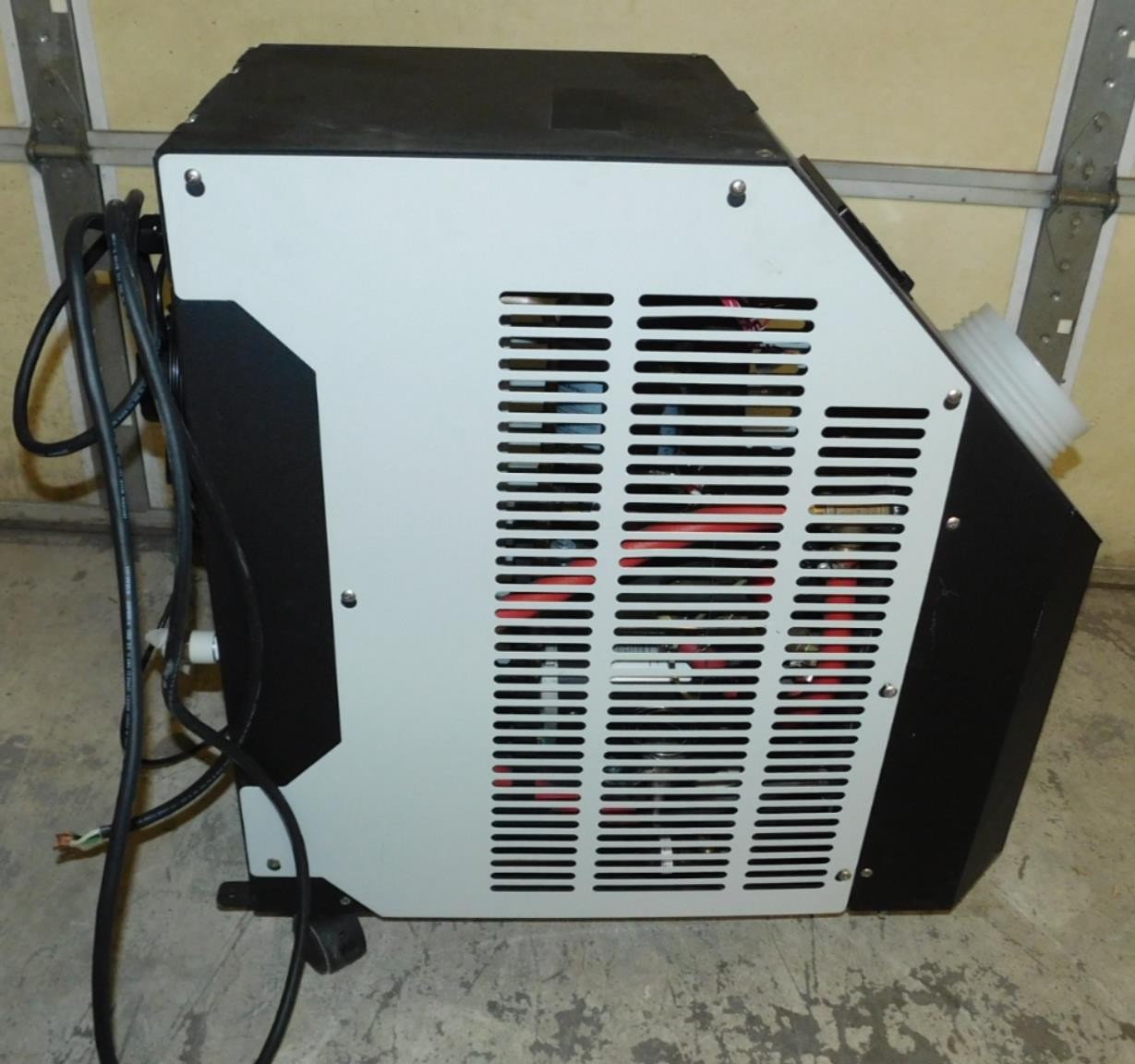 HASKRIS MODEL LX1-A1-61XXXX-4 INDOOR AIR COOLED LAB WATER CHILLER (#4741)