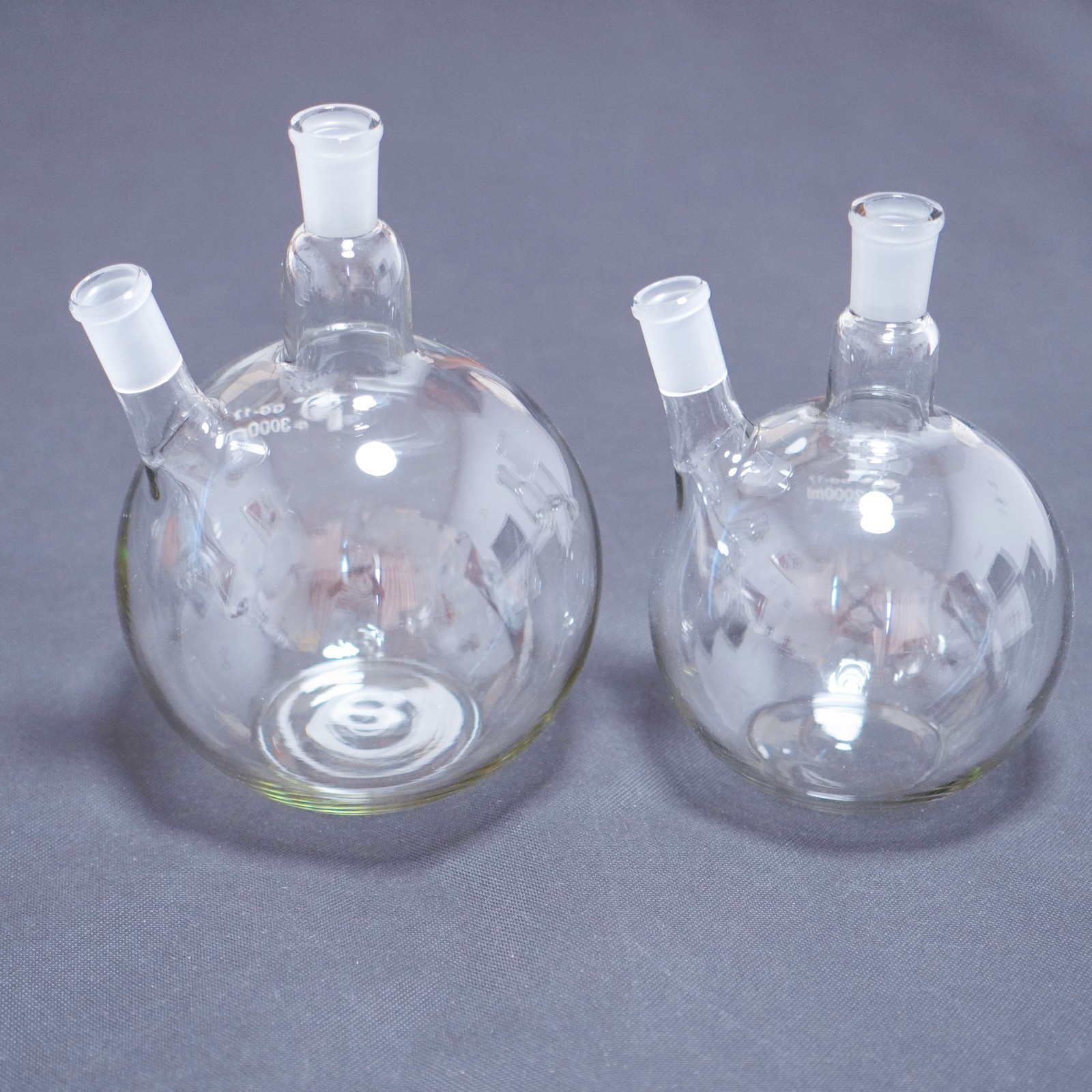 Laboratory glass 2-neck flat bottom flask boil flask boiling flask 24/40