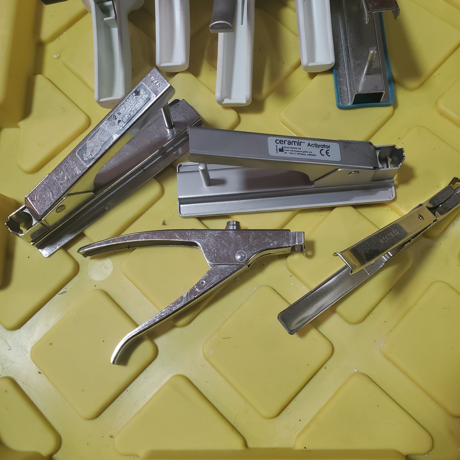 Dental Core Applicator Gun For 25 ml Cartridges, 1:1 Automix Gun, Type 25