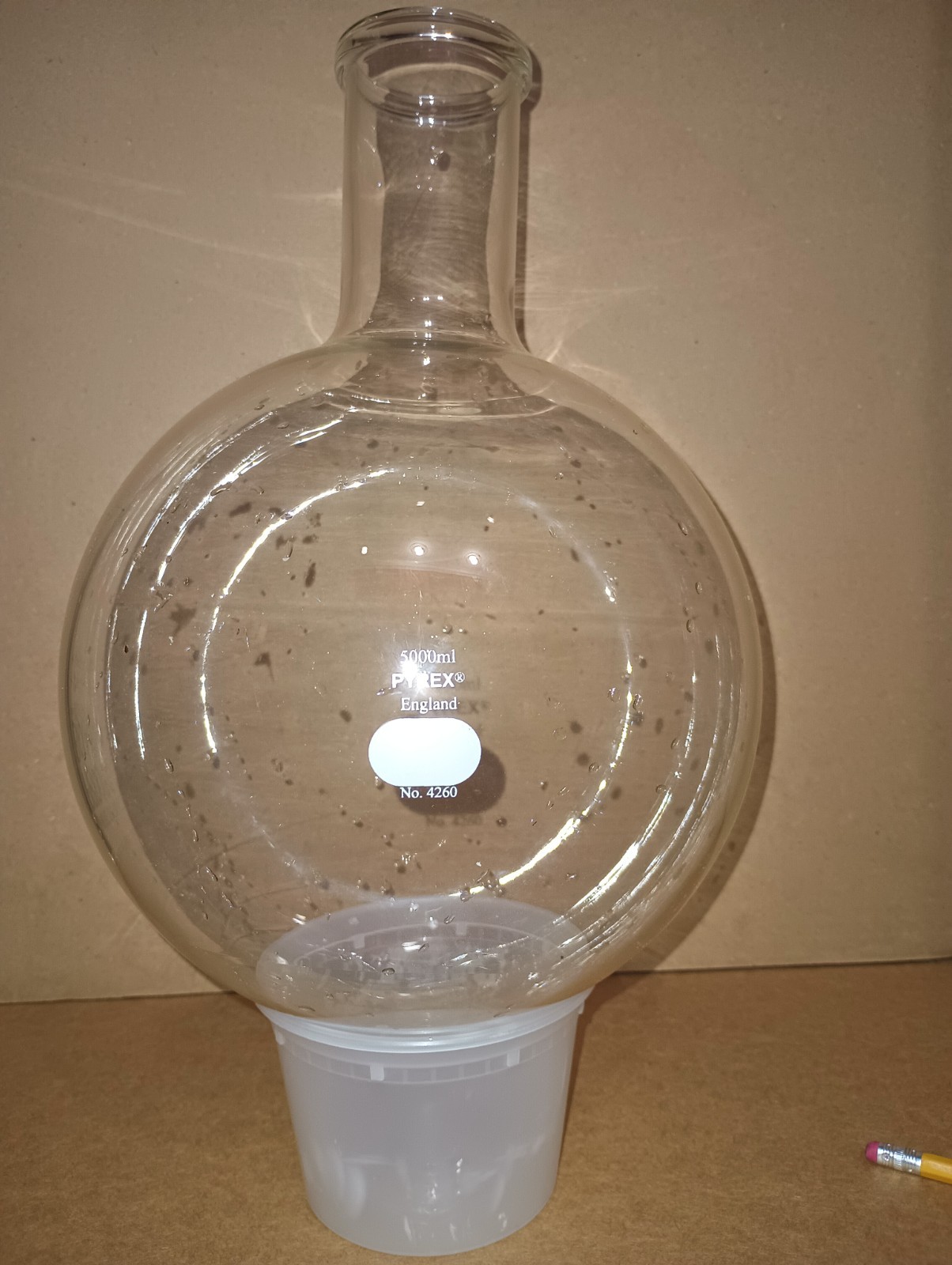 PYREX 5000mL Single Neck Round Bottom Boiling Flask 4260-5L