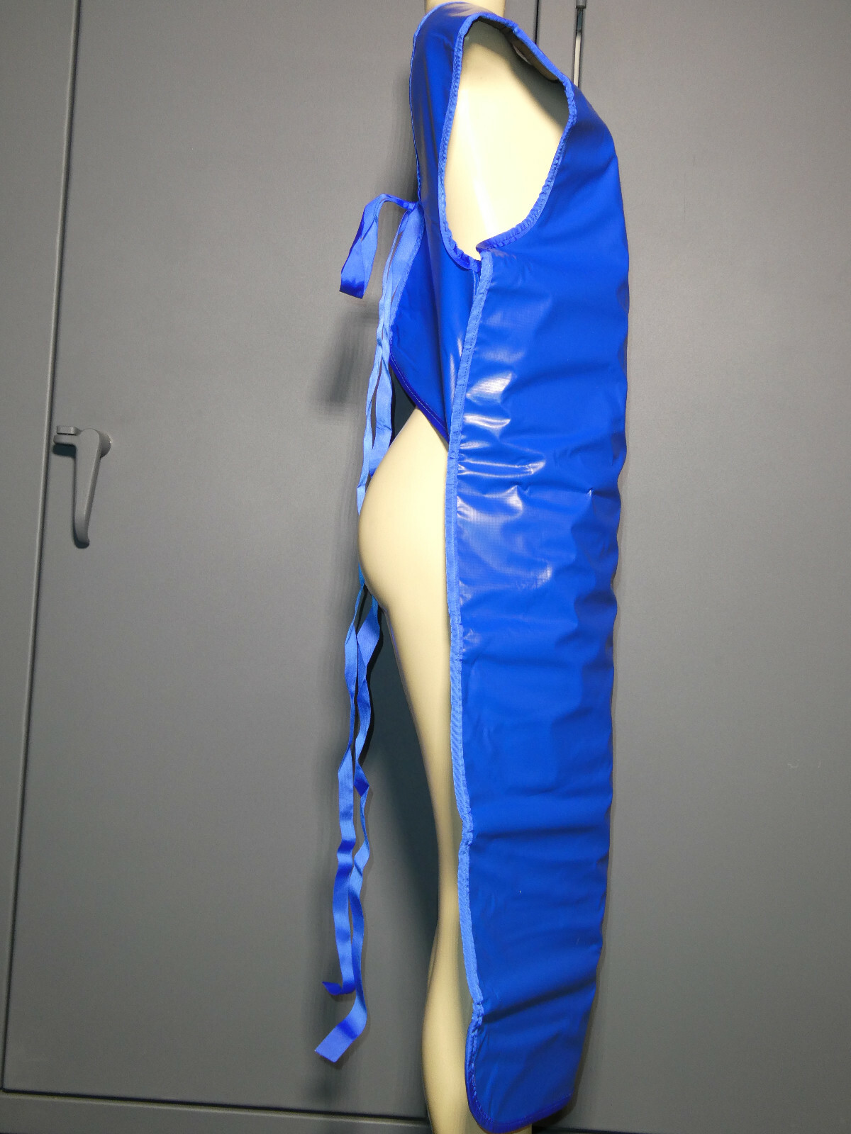 X-Ray Front Protection Apron Size Adult Unisex Large Tie Closure Blue 44″ x 24″