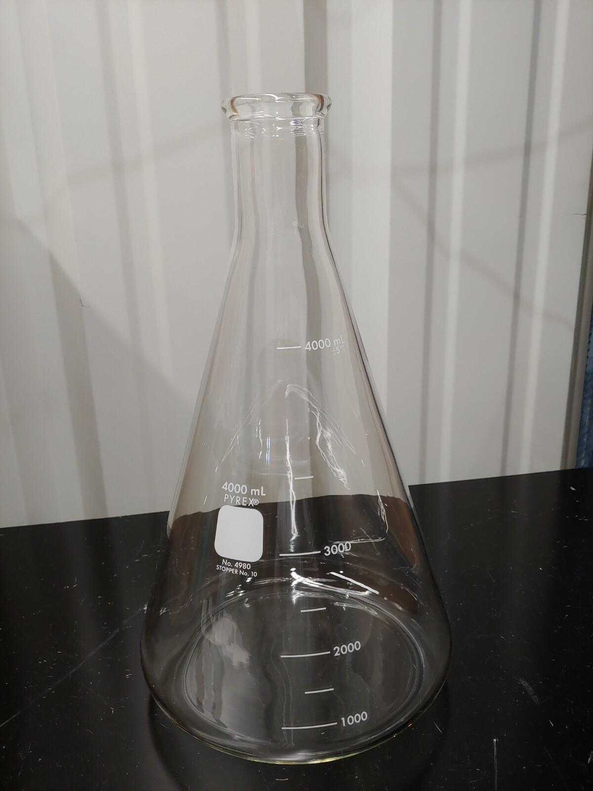 Corning Pyrex 4980-4L 4L Erlenmeyer Flask Narrow Mouth Heavy Rim Graduated