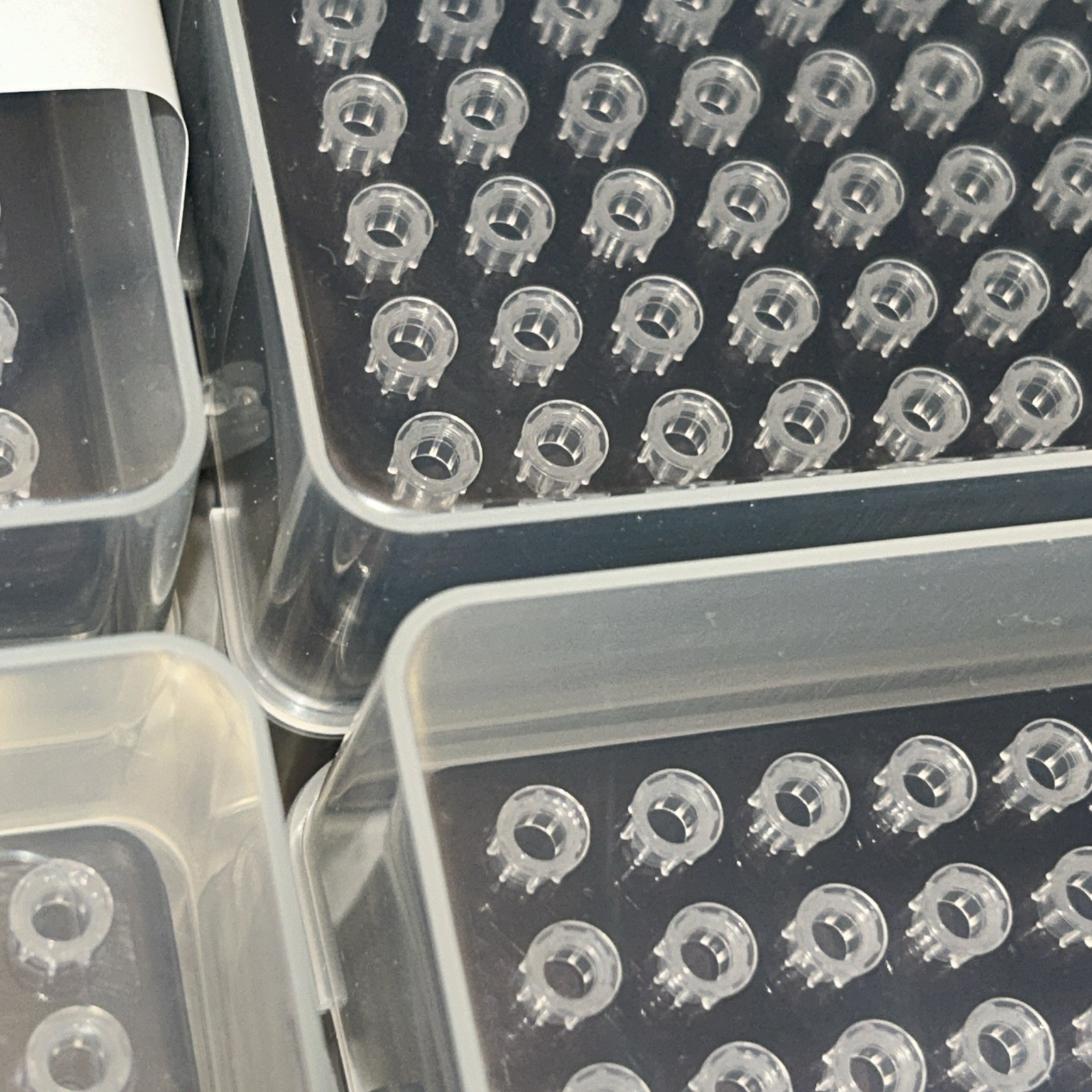 Axygen Pipette 96 Tips Clear, Racked 8.5-10ul T-400-R *10 Racks & Trays