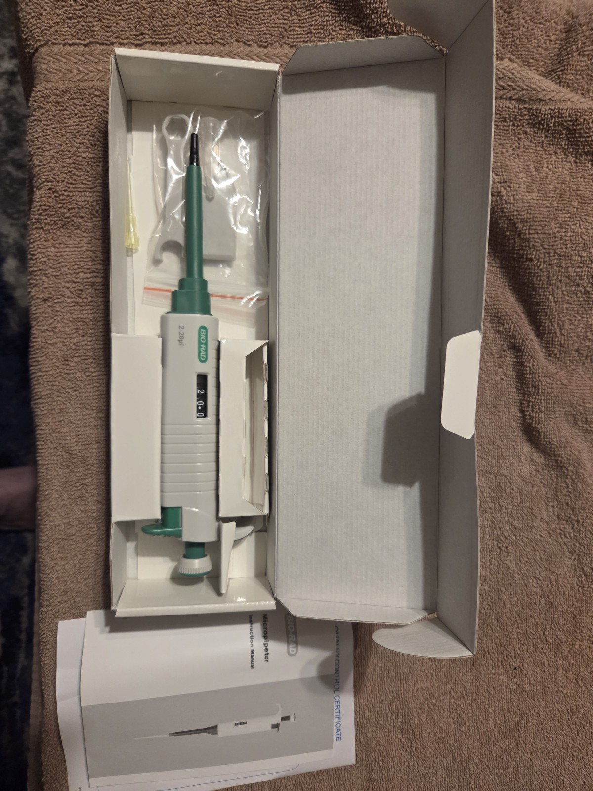 Bio-Rad Classroom Micropipet 2-20 μl 1660551 (EDU)  NEW