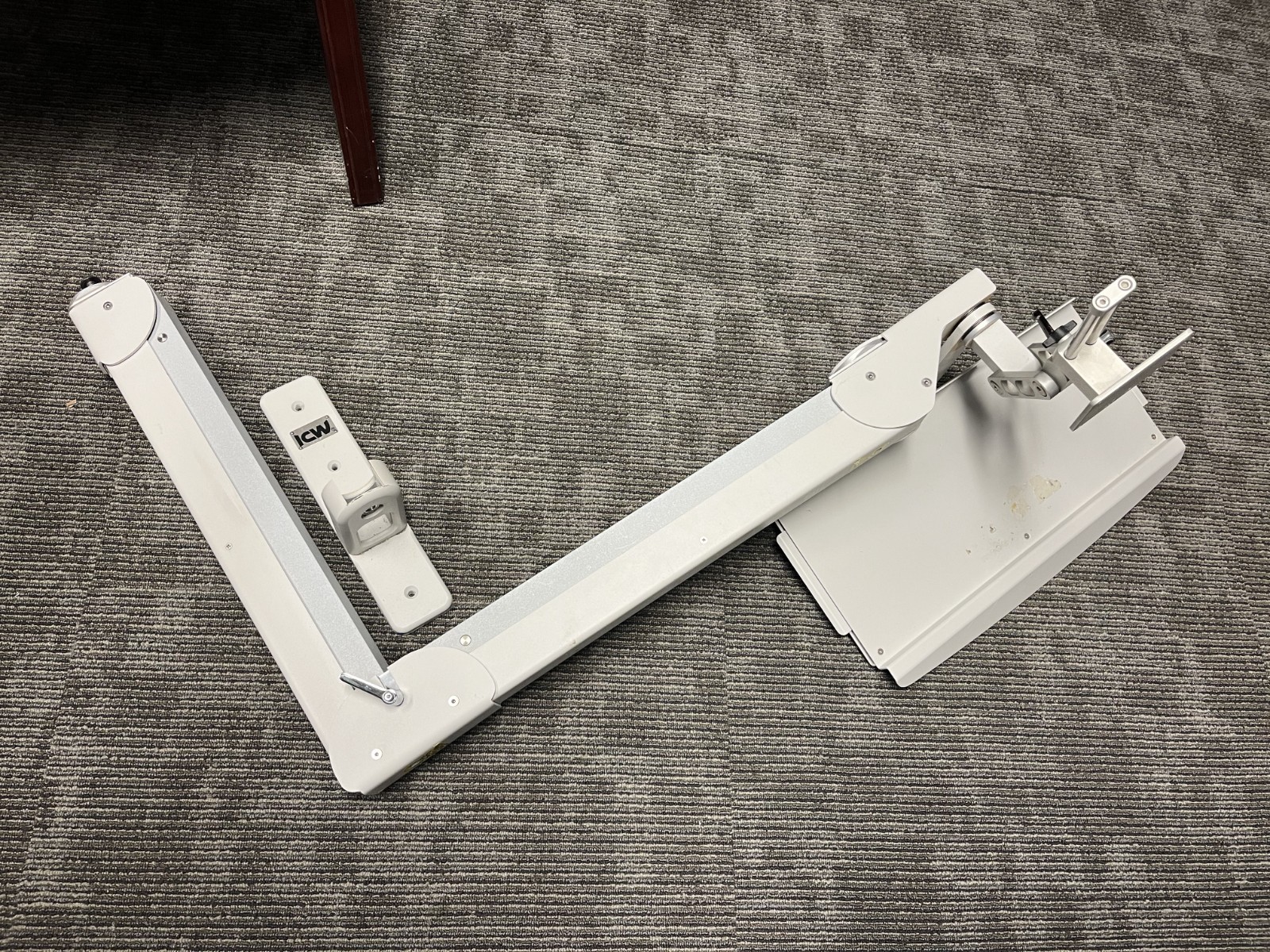 ICW LCD Monitor Wall Mount for Dental Office