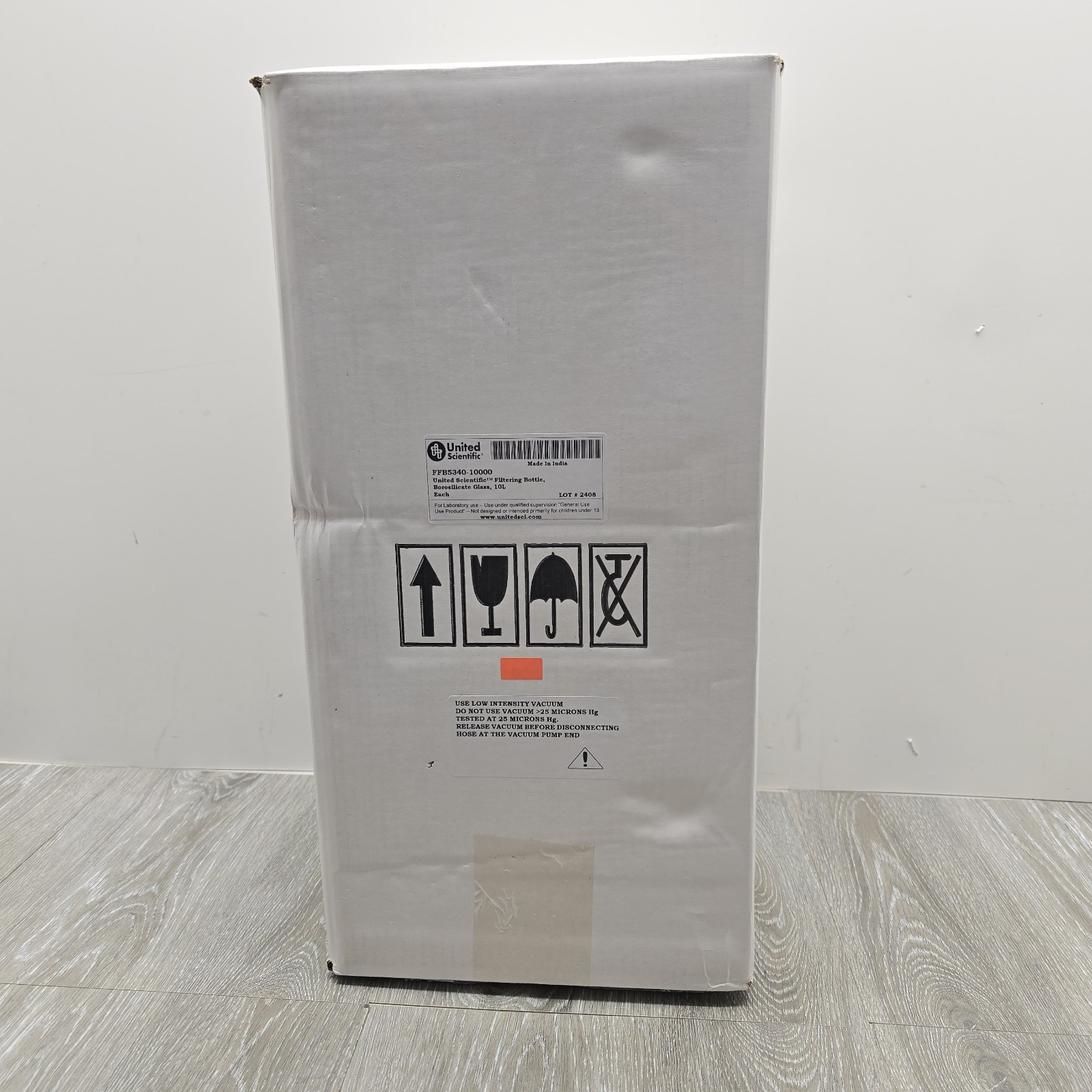 United Scientific Supplies FFB5340-10000 Borosilicate Glass Filtering Bottle 10L