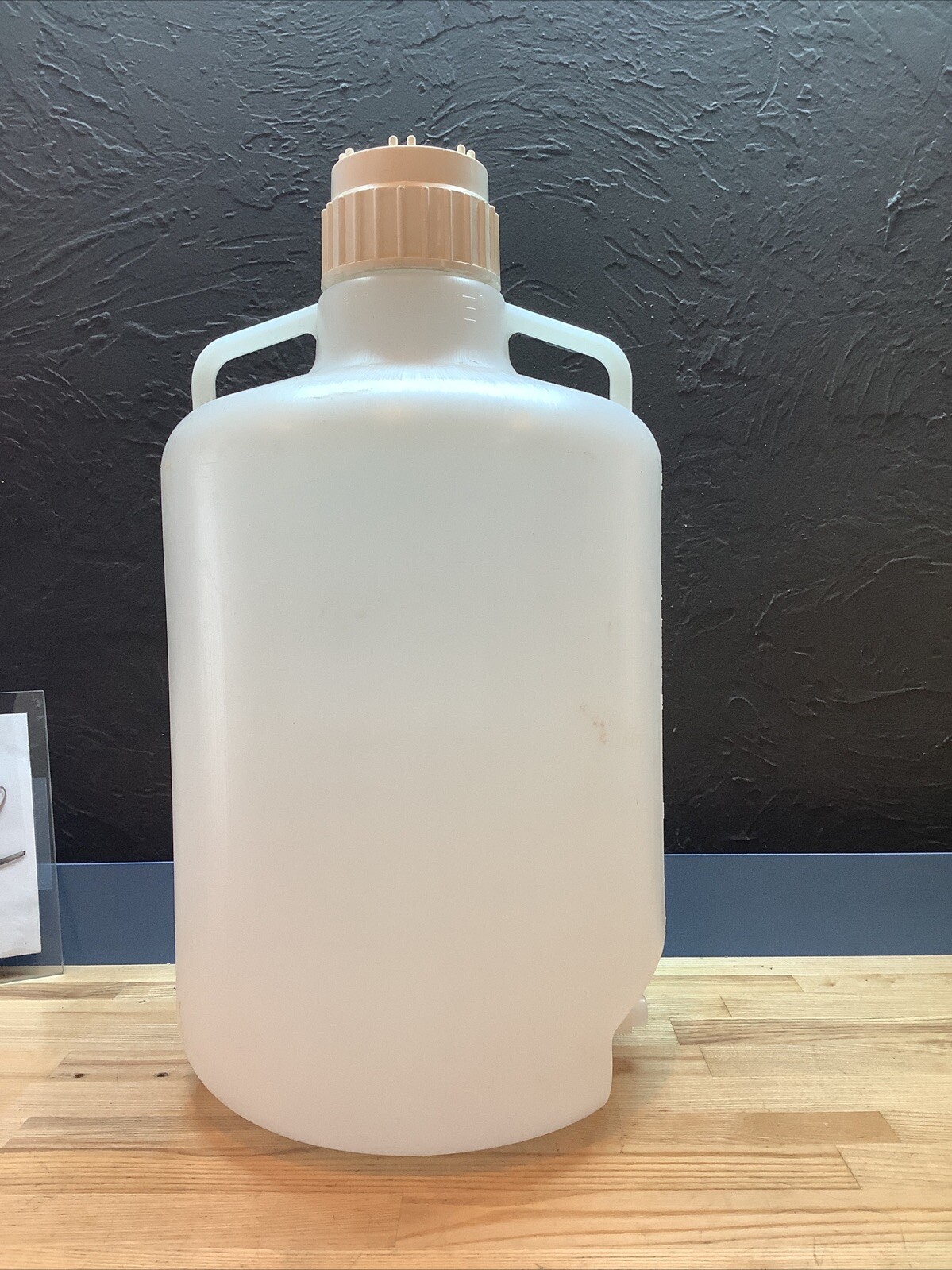 Nalgene 5 Gallon / 20 Liter Graduated Polypropylene Carboy With Out Spout