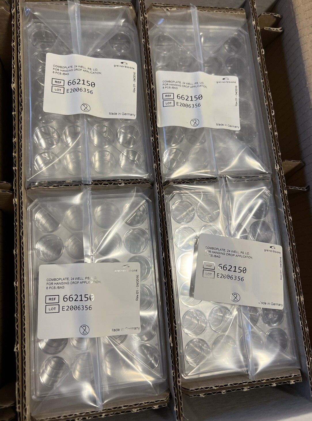Grenier Bio-one Combo plate 24 Well For Hanging Drop Application