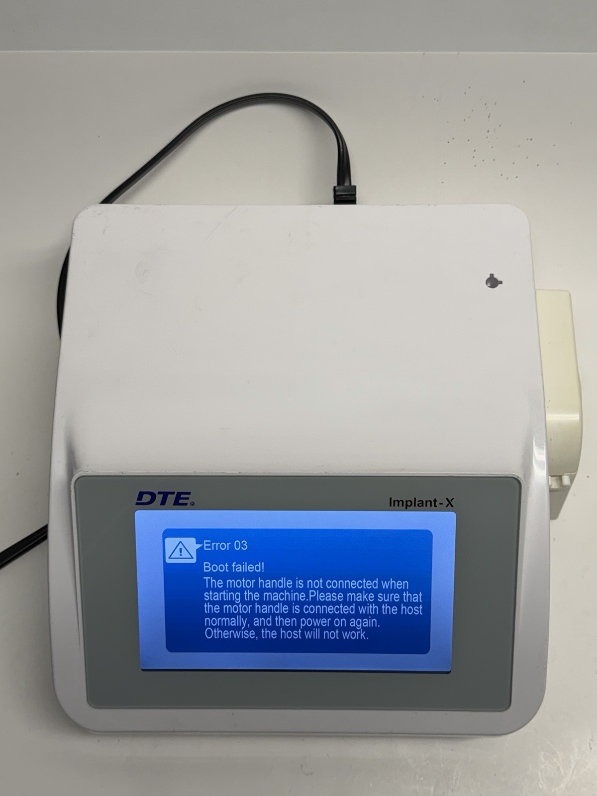 Woodpecker DTE Implant Motor Implant – X (No Accessories Included)
