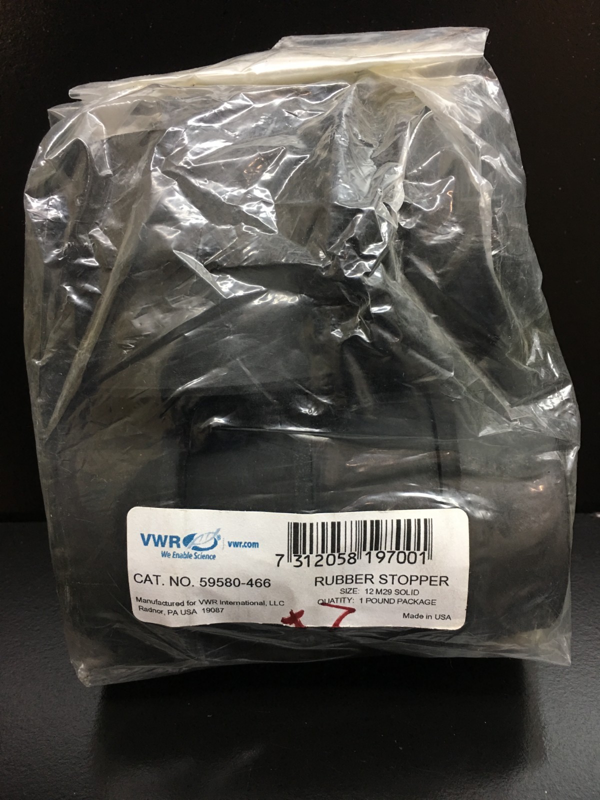 VWR Cat No 59580-466 Size 12 Solid Rubber Stoppers 7 PCS