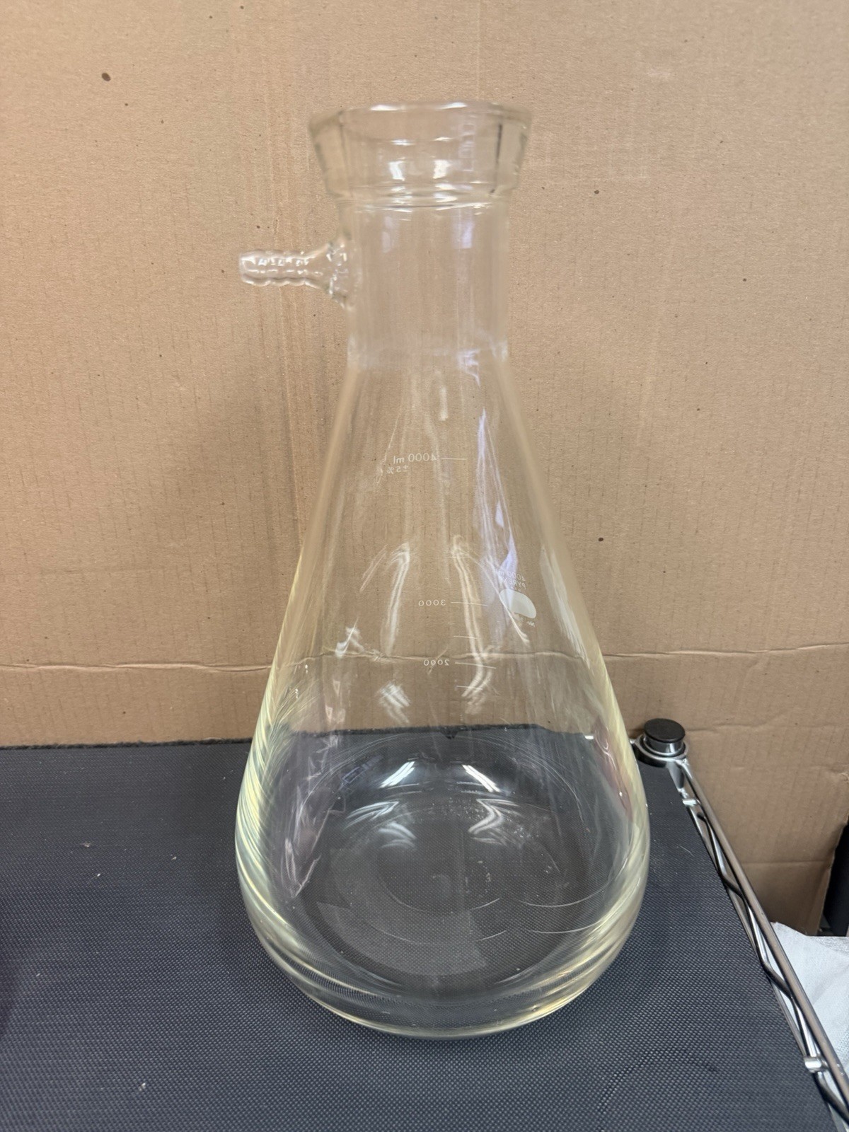 Pyrex No. 5340 4000mL 4L Heavy Duty Vacuum Filtering Flask Side Arm Lab Glass