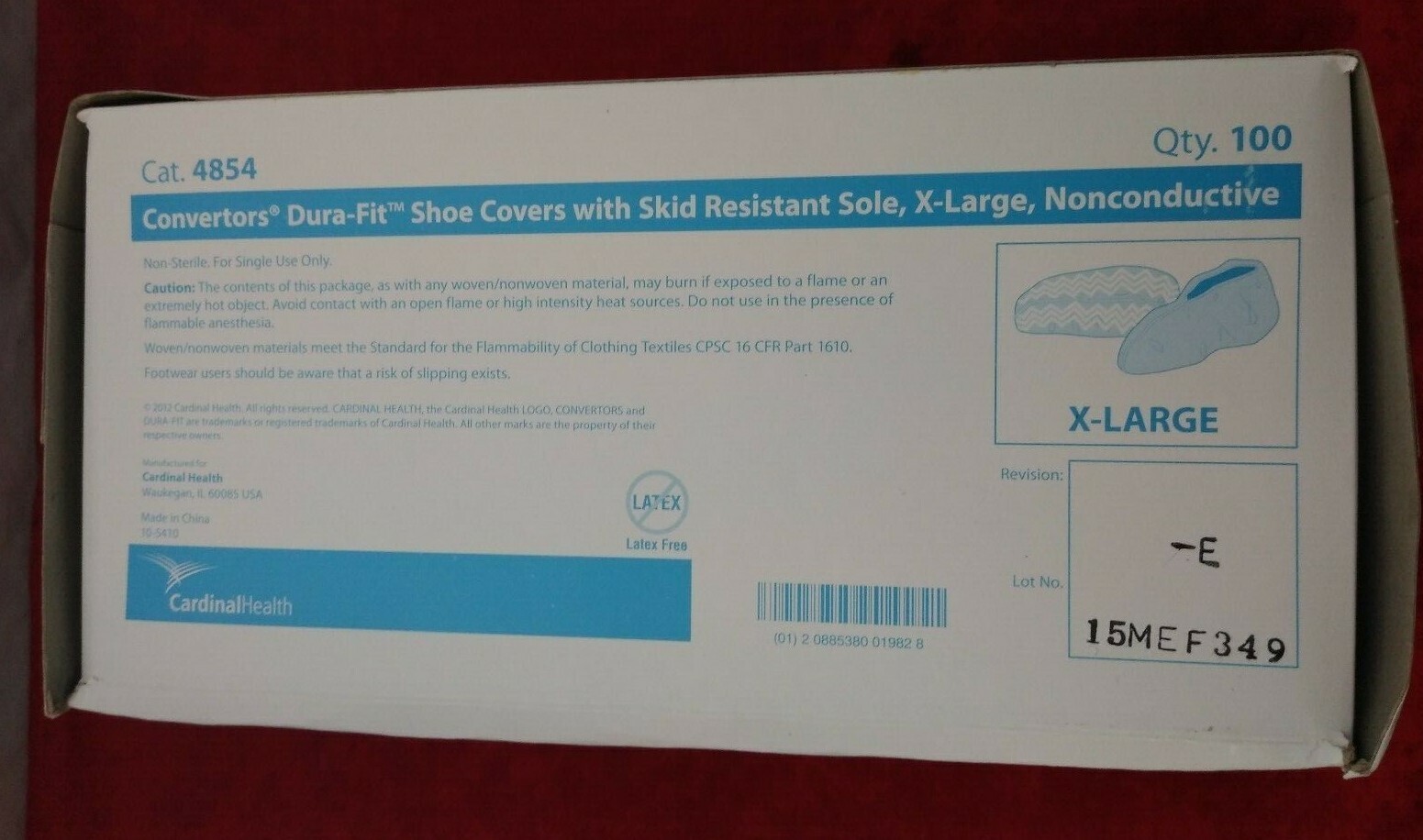 Box of 100 Cardinal Health 4854 Shoe Covers Non-Conductive Skid Resistant XL