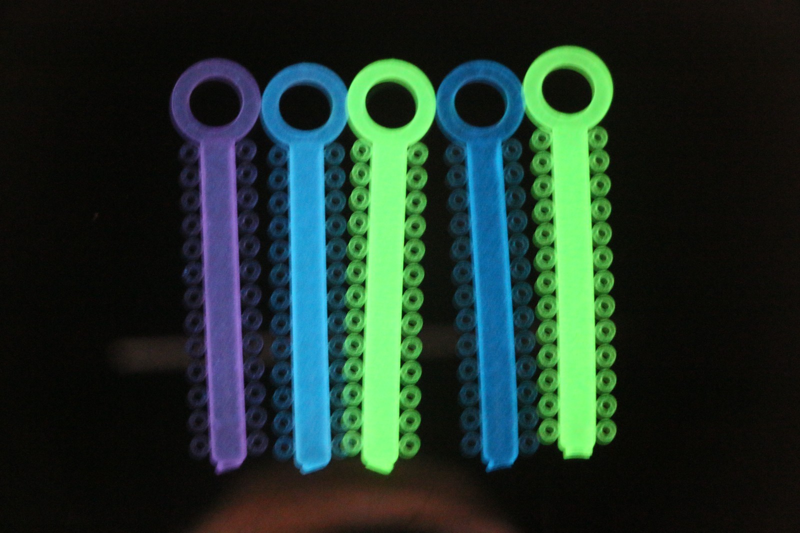 1040 Pcs Dental Orthodontic Ligature Tie Elastic Rubber Band 5 Colors Night Glow