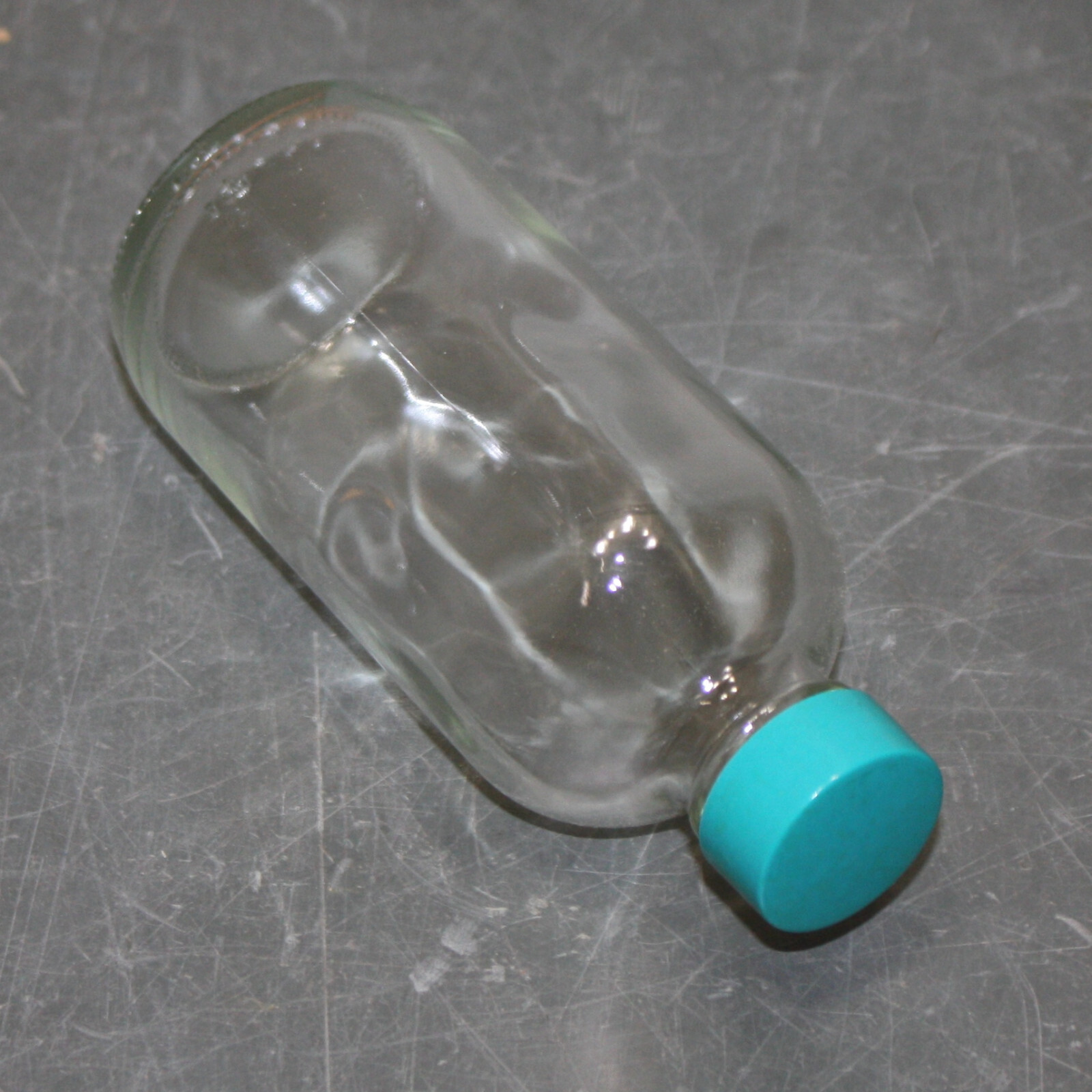 (24) Qorpak Glass Bottle & Cap GLC-01123, 120mL / 4 fl oz, Narrow, Boston Round
