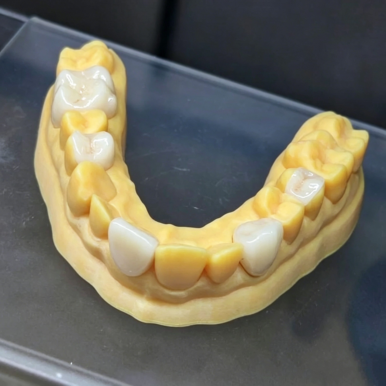 US C14 MT/HT/LT Dental Emax CAD Sirona CEREC Ceramic Lithium Disilicate Blocks
