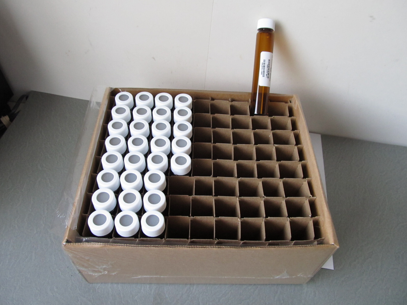 NIB Sealed Case 72-Count VWR TraceClean 60ml Vial Amber + 30-Count Open Box