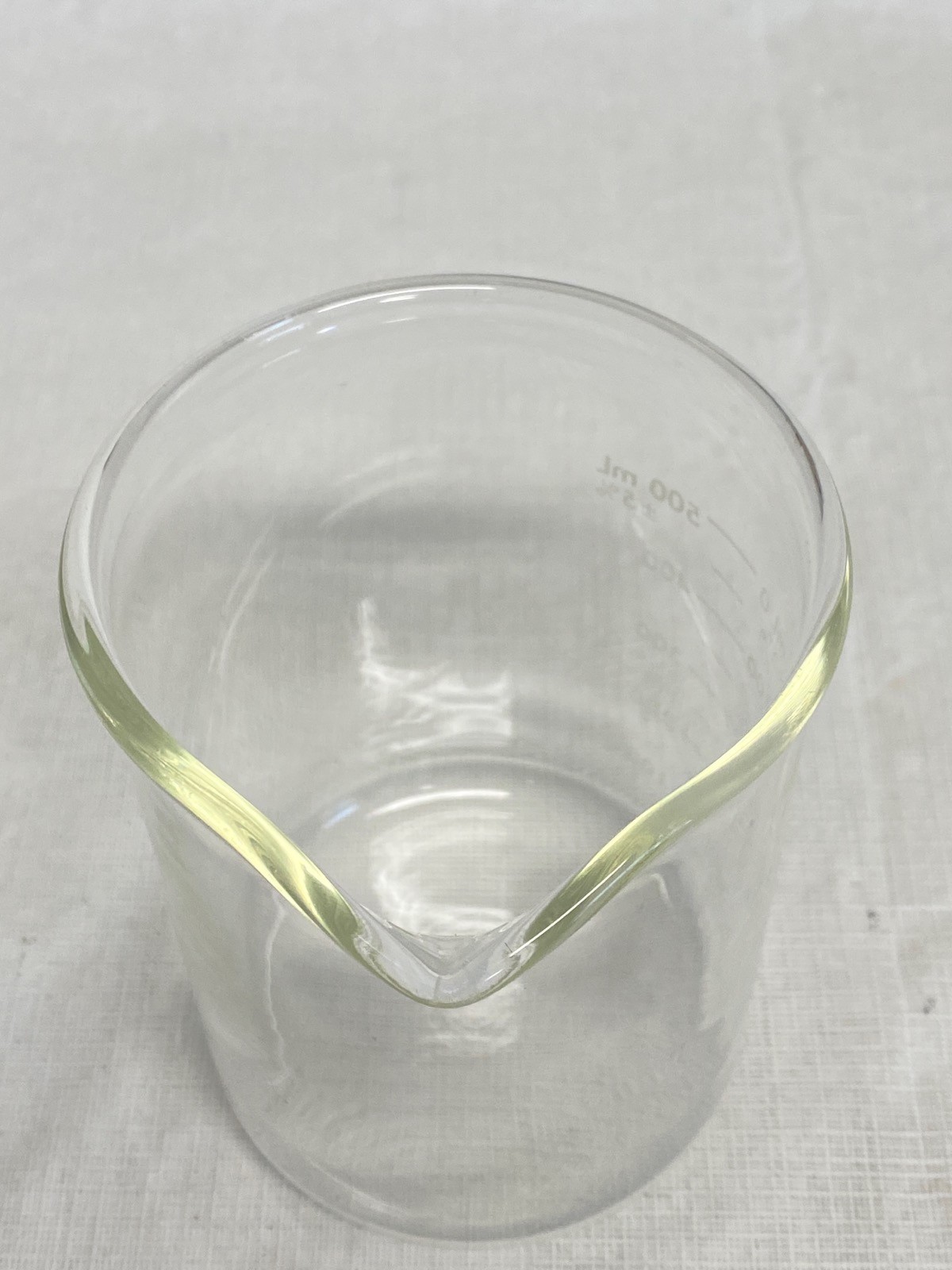 PYREX Glass 600mL Dual Scale Graduated HD Griffin Beaker Pour Spout 1003-600