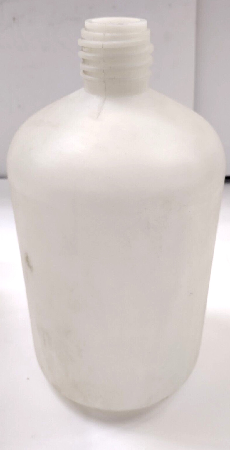 5 LITER SOLVENT DISPENSING BOTTLE W/SHUT OFF VALVE AND EXTRA 5 LITER BOTTLE