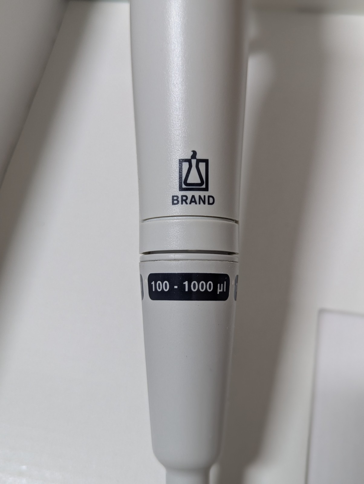 Brand Transferpette Electronic Pipette 705326, Single channel 100-1000µL. Used