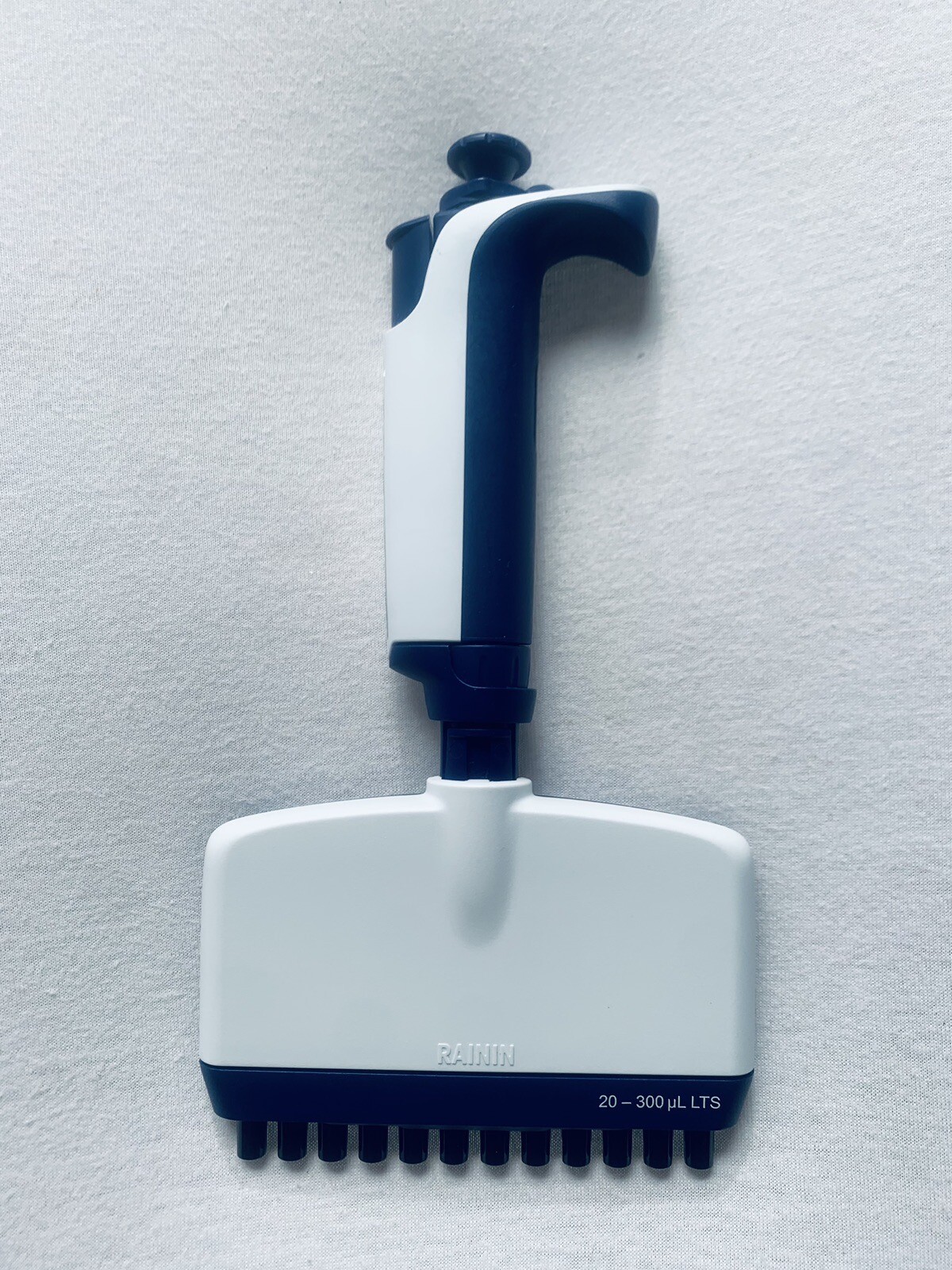 Rainin ~ L-300 XLS ~ Pipet-Lite XLS ~ 20-300ul LTS Multi 12 Channel ~ Calibrated