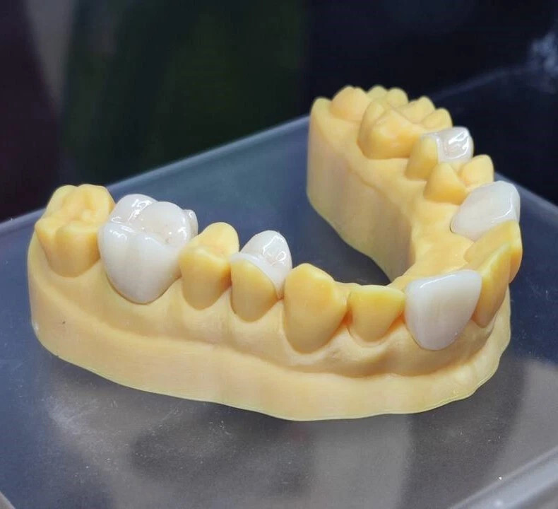 US C14 HT/MT/LT Lithium Disilicate Ceramic Multi Boxes For CEREC Dental Milling