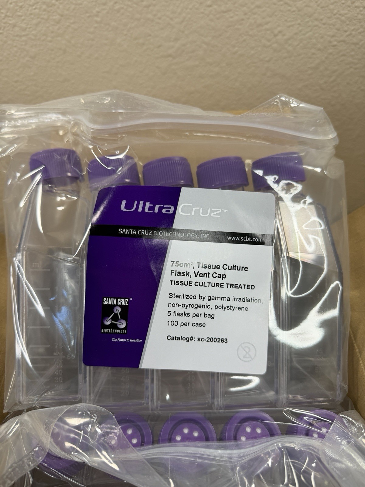 UltraCruz SC-200263 75cm² Tissue Culture Flasks Vent Cap Sterile 25 Flasks