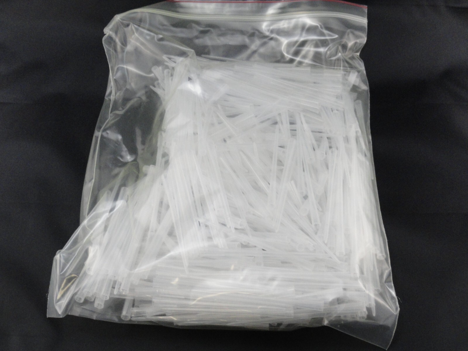 1 Case of 2500 Matrix 300μL Pipet Tips Extended Length Bulk Pack NonSterile 7050