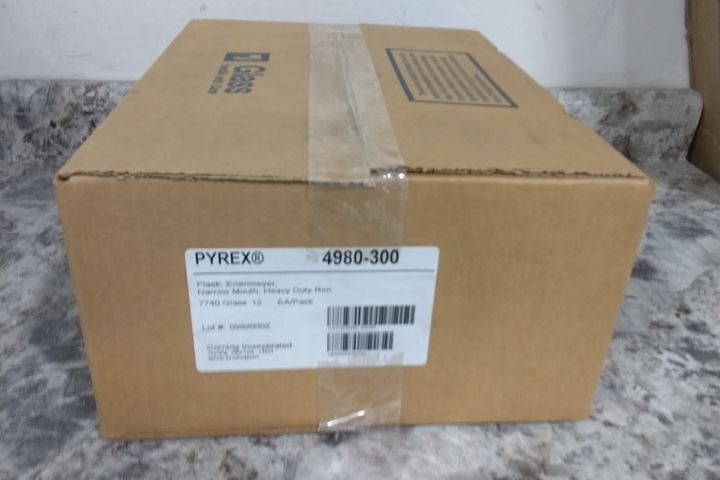 Pyrex 4980-300 12 Pk 300mL Capacity Glass Flask