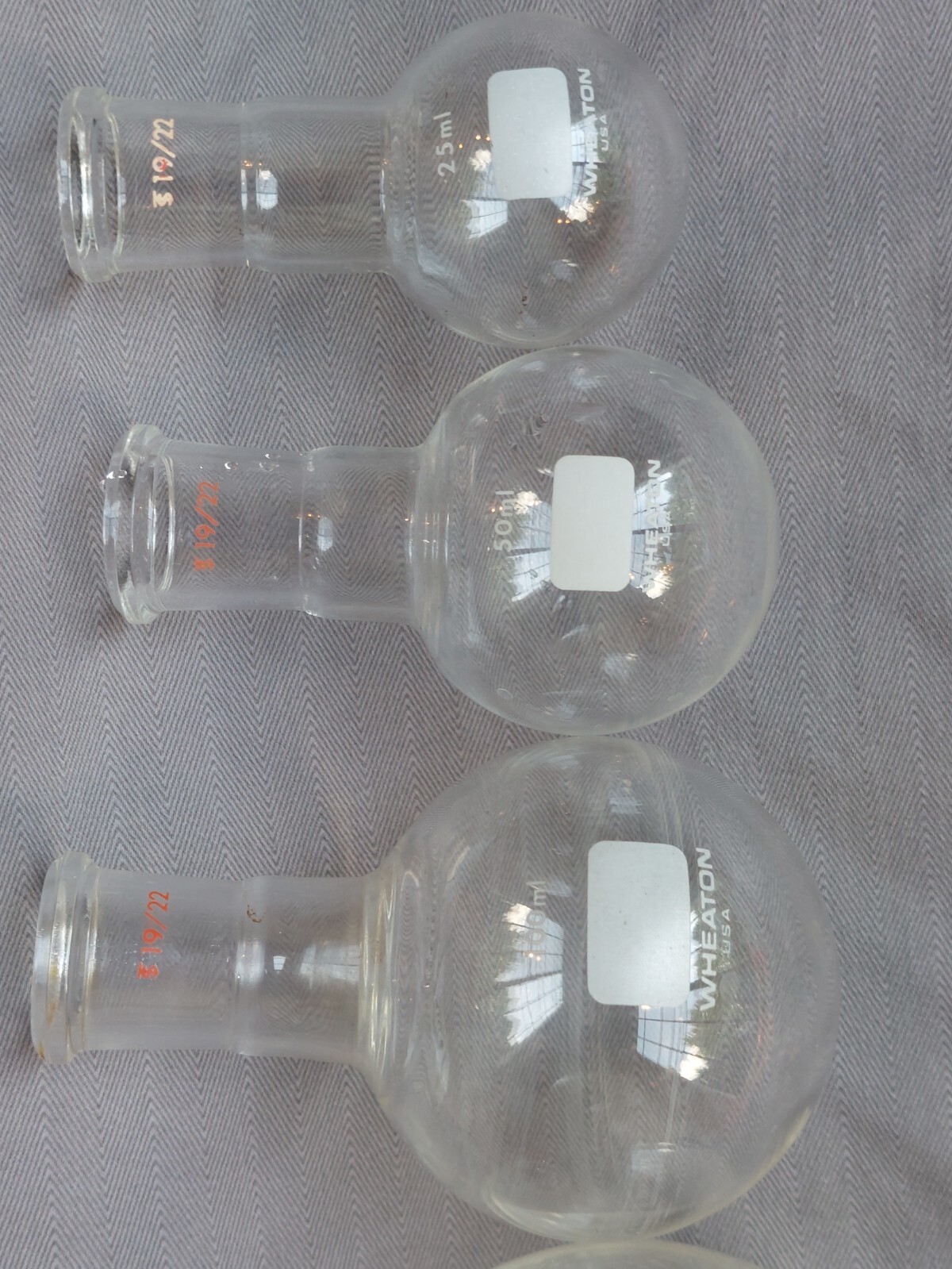 19/22 WHEATON® Micro Organic Chemistry Kit 11 pcs Leibig Condenser, flasks, more
