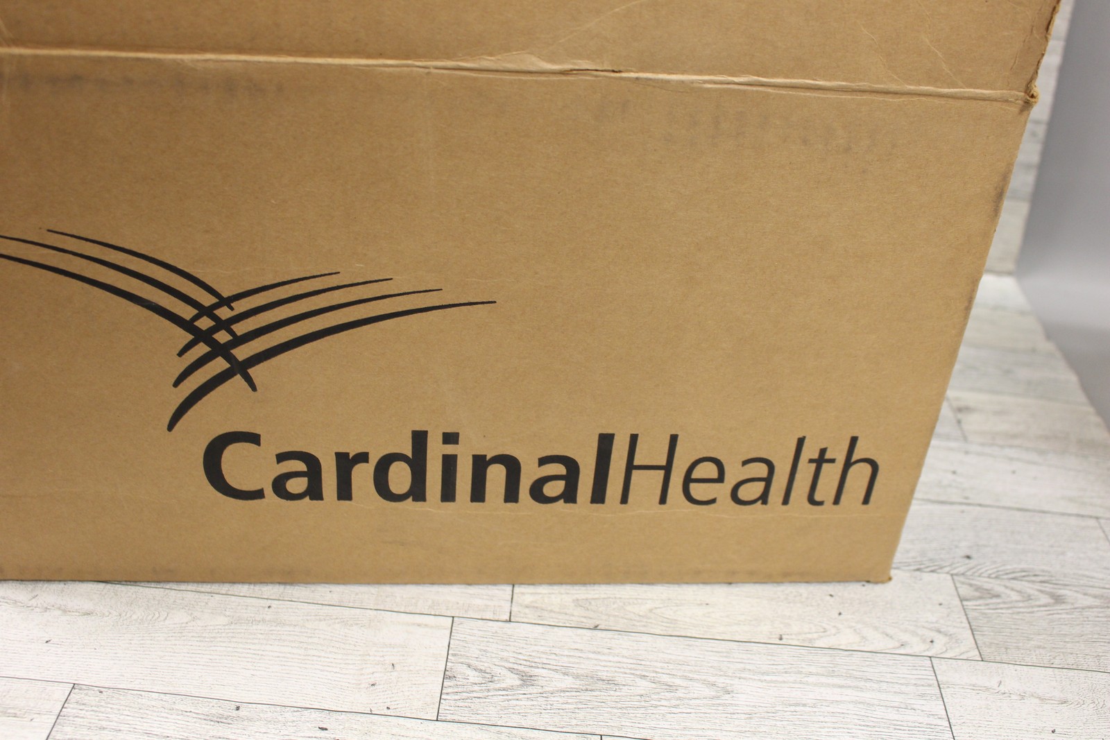 Case of Cardinal Health Standard Sterile Cotton Balls – Qty: 100/5 packs – New