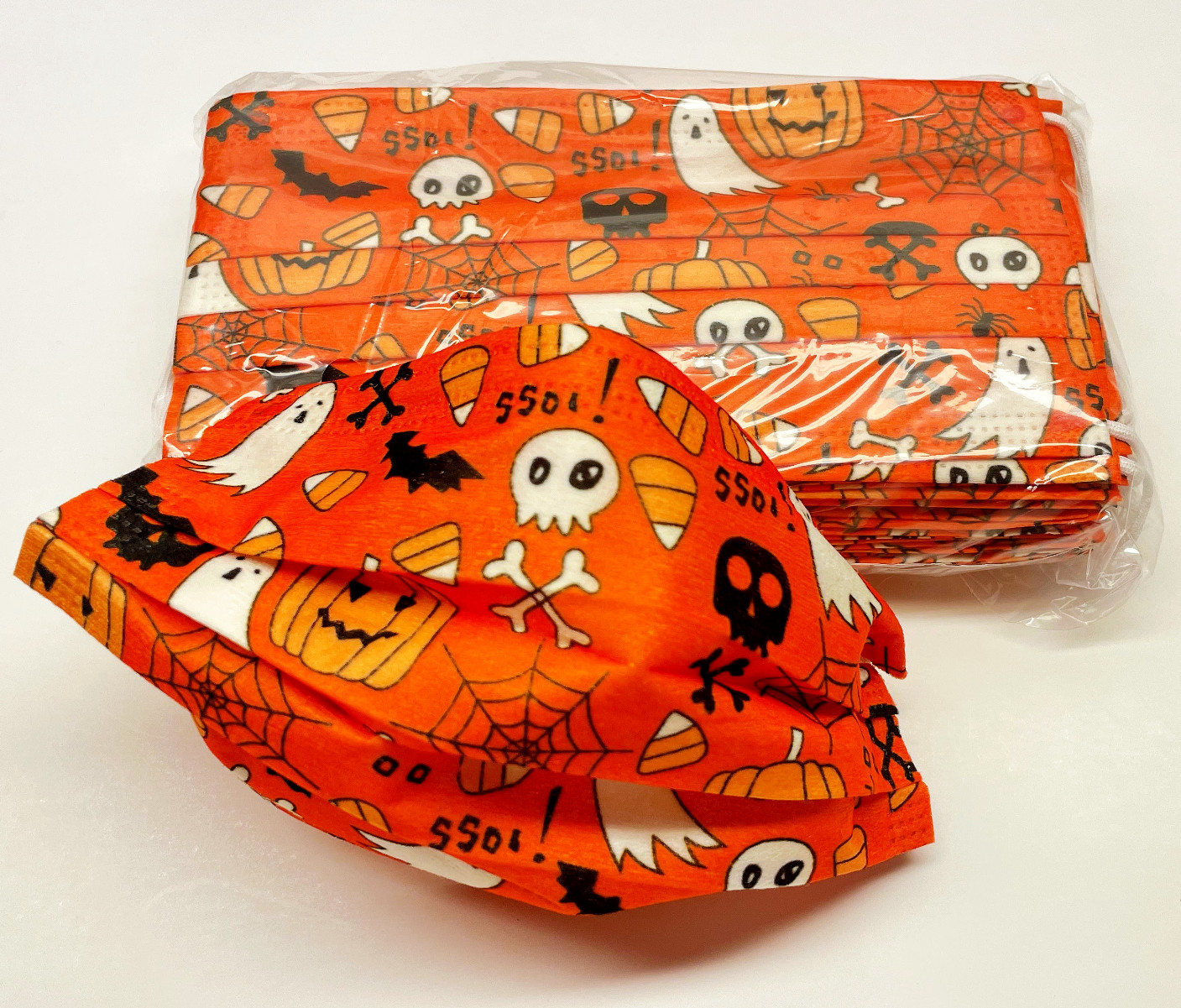 （50 PCS） Halloween Pattern Disposable Face Mask Assorted 3-Ply Adult Mouth Cover