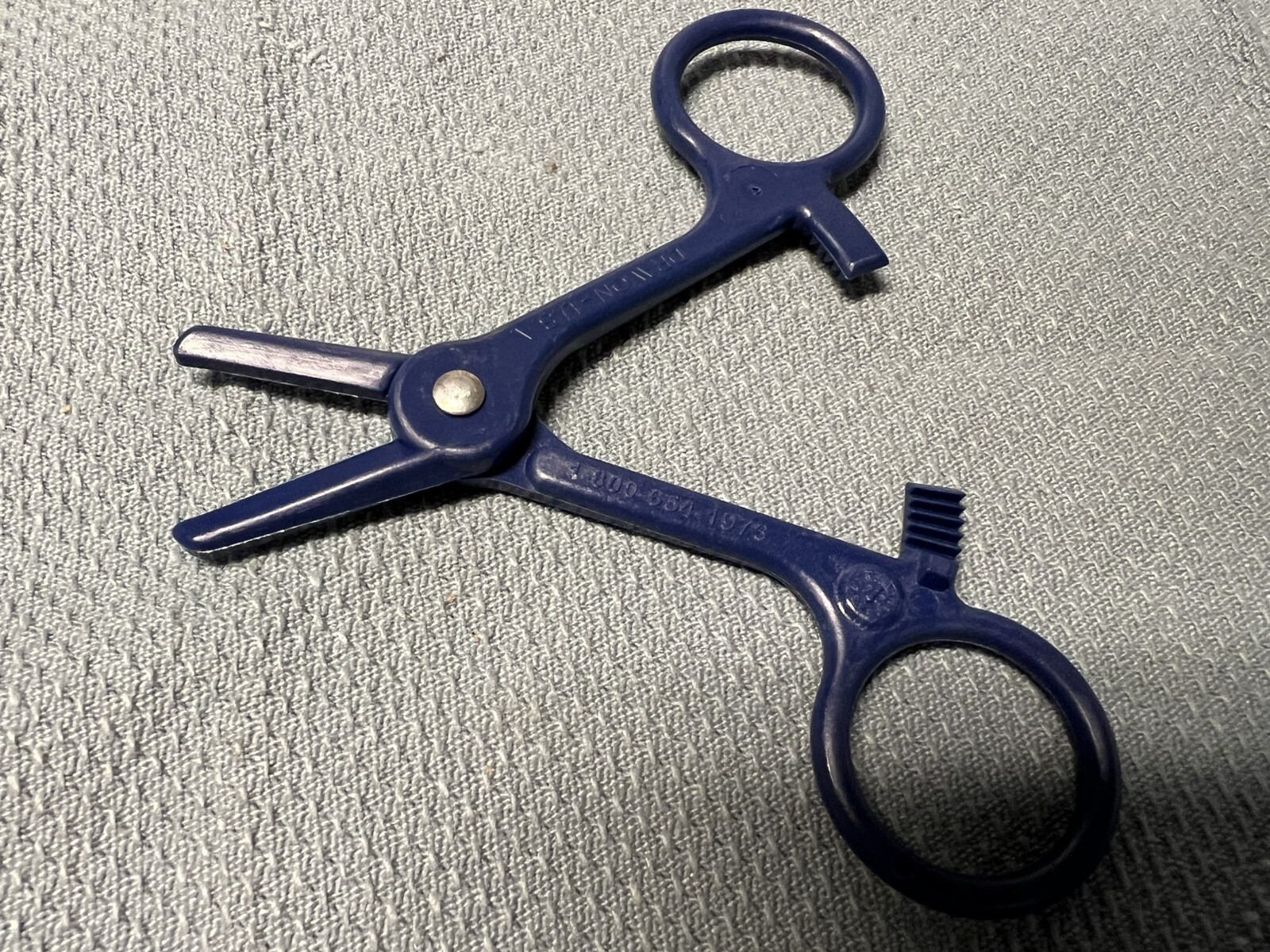 Dravon A-110 Plastic Occluding Tube Clamp (Hemostat) Lot Of 5 New Free Shipping