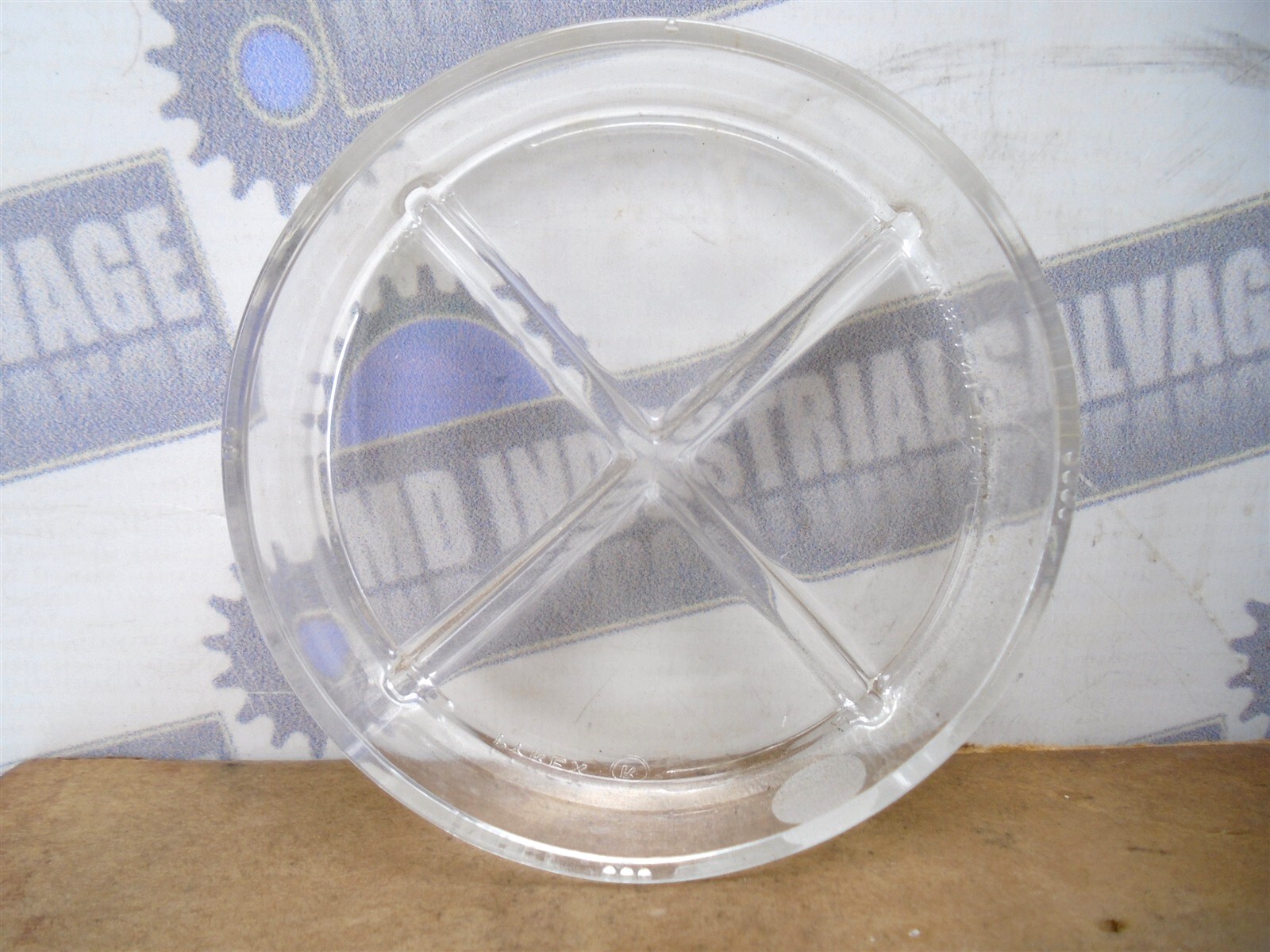 (12) Original PYREX – 3163-100 – QUADRANT PETRI-DISH 100mm x 22mm – Borosilicate