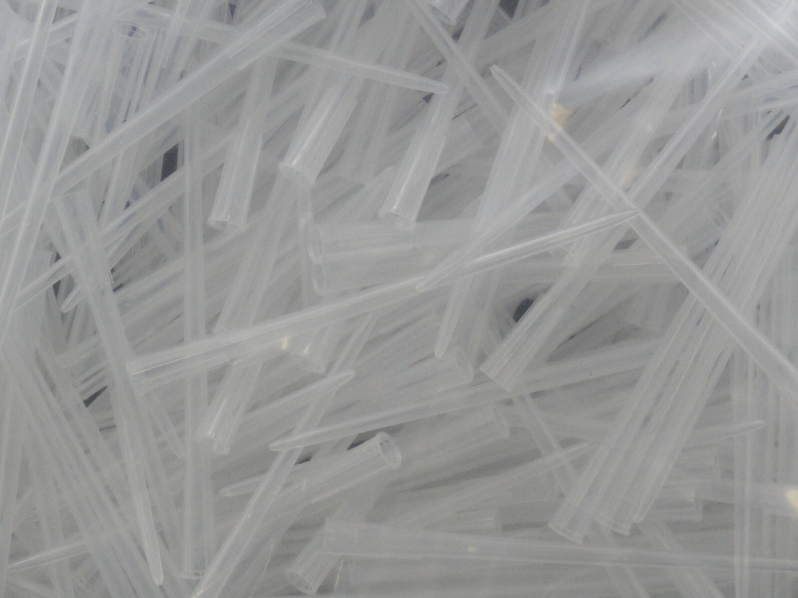 1 Case of 2500 Matrix 300μL Pipet Tips Extended Length Bulk Pack NonSterile 7050