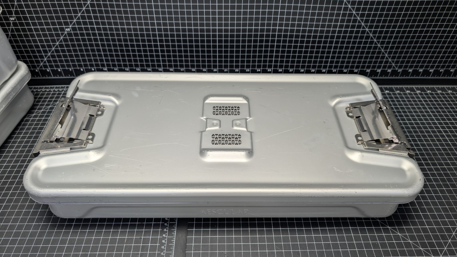 AESCULAP Aicon JJ111 Sterilization Container w/ Enhanced Drying System EDS