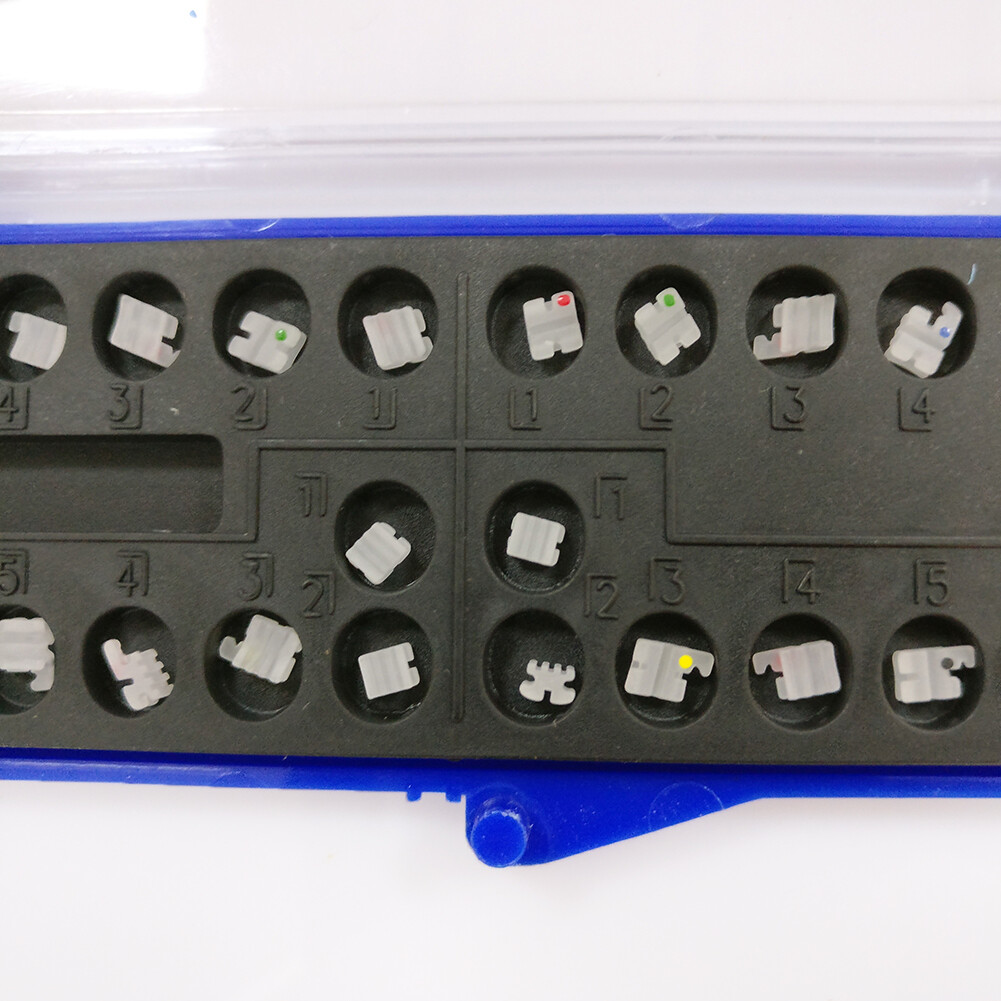 10packs Dental Orthodontic Ceramic Bracket Clear Braces Roth 345 with Hook 022