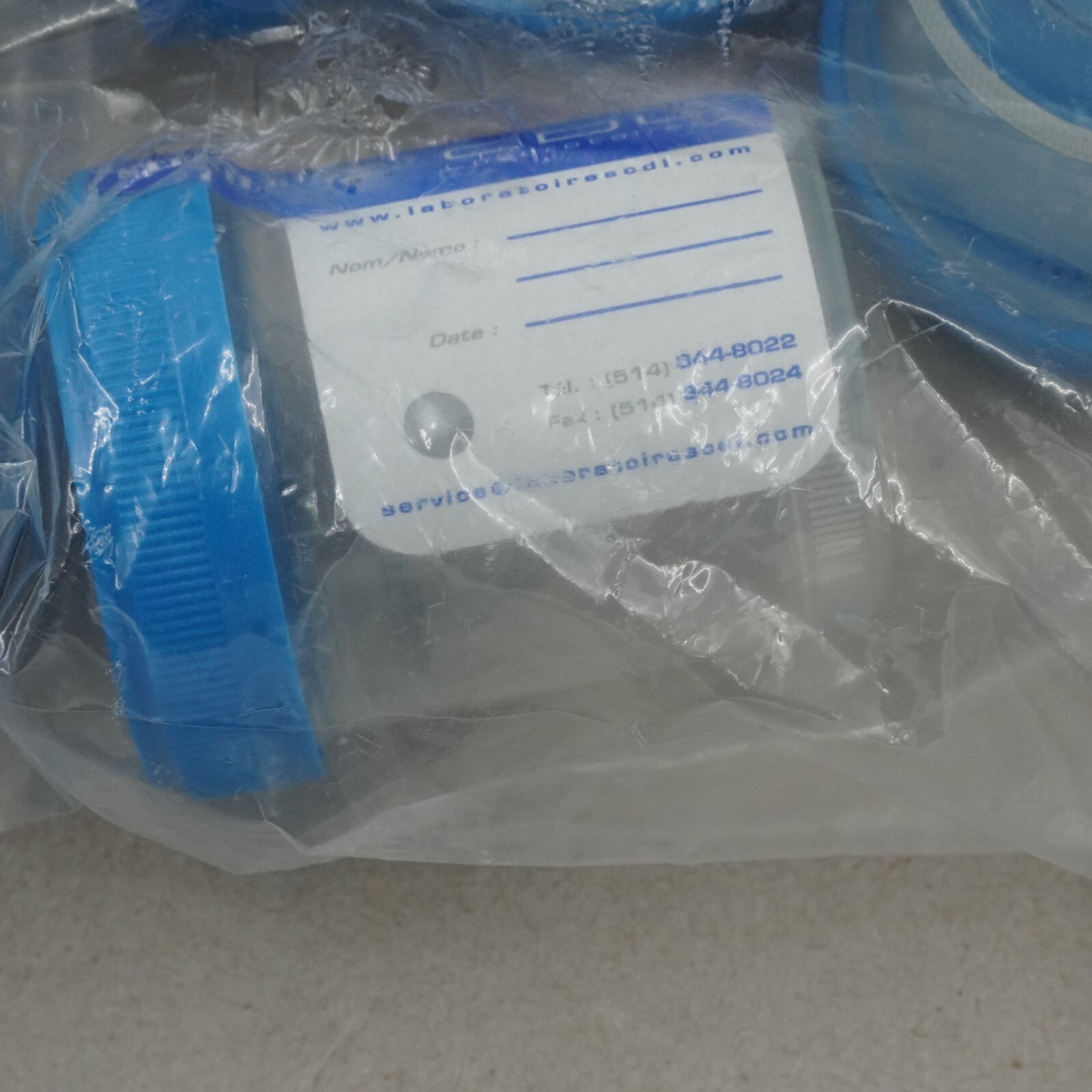 Specimen Container 2oz 60ml Qty 100 Clear Plastic Blue Screw Top Sterile