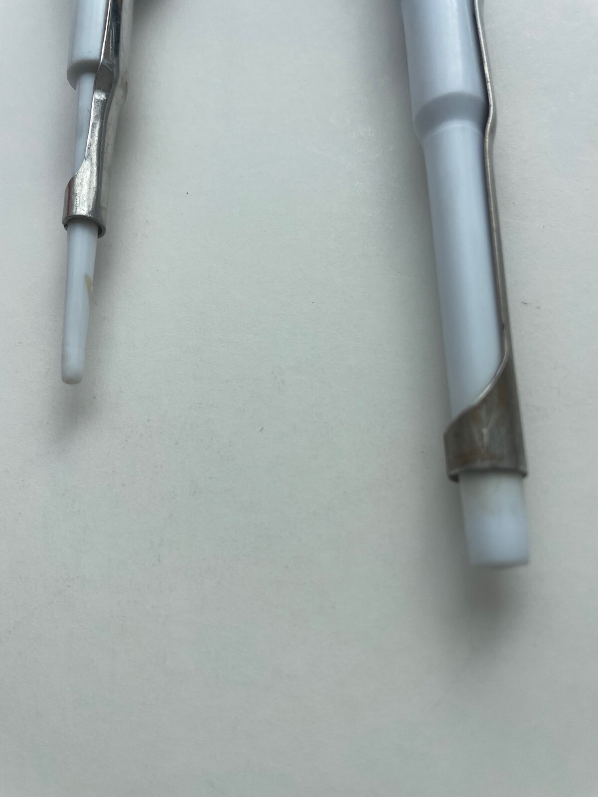 2 Gilson Pipetman P1000 & P20 Plunger Single Channel Pipette Medical France
