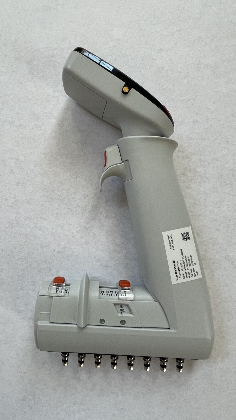 Thermo E1-ClipTip Adjustable Tip Spacing 8-CH Equalizer Pipette 10-300uL & Extra
