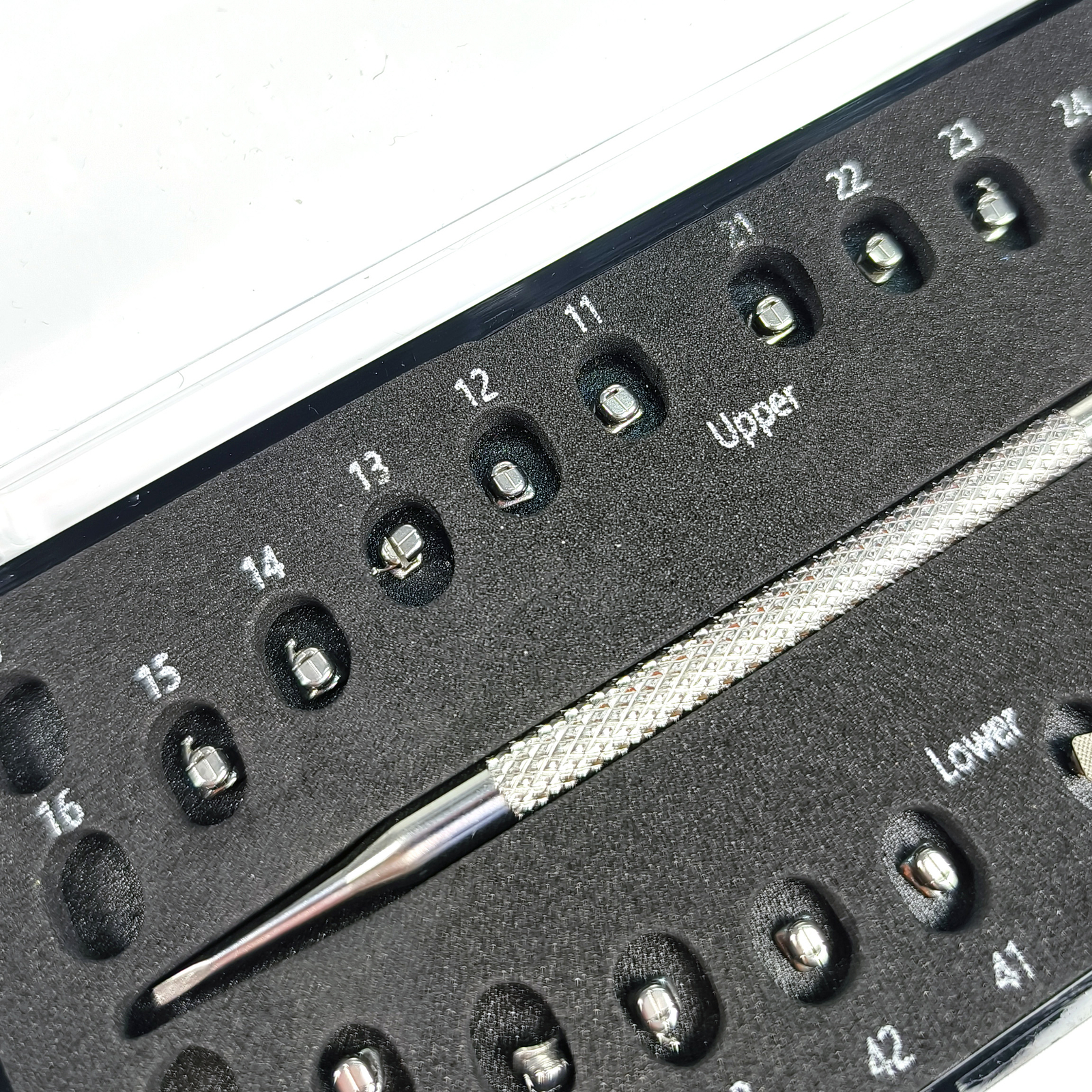 20pcs/pack Dental Ortho Metal Brackets Spherical Monoblock Self-Ligating Bracket