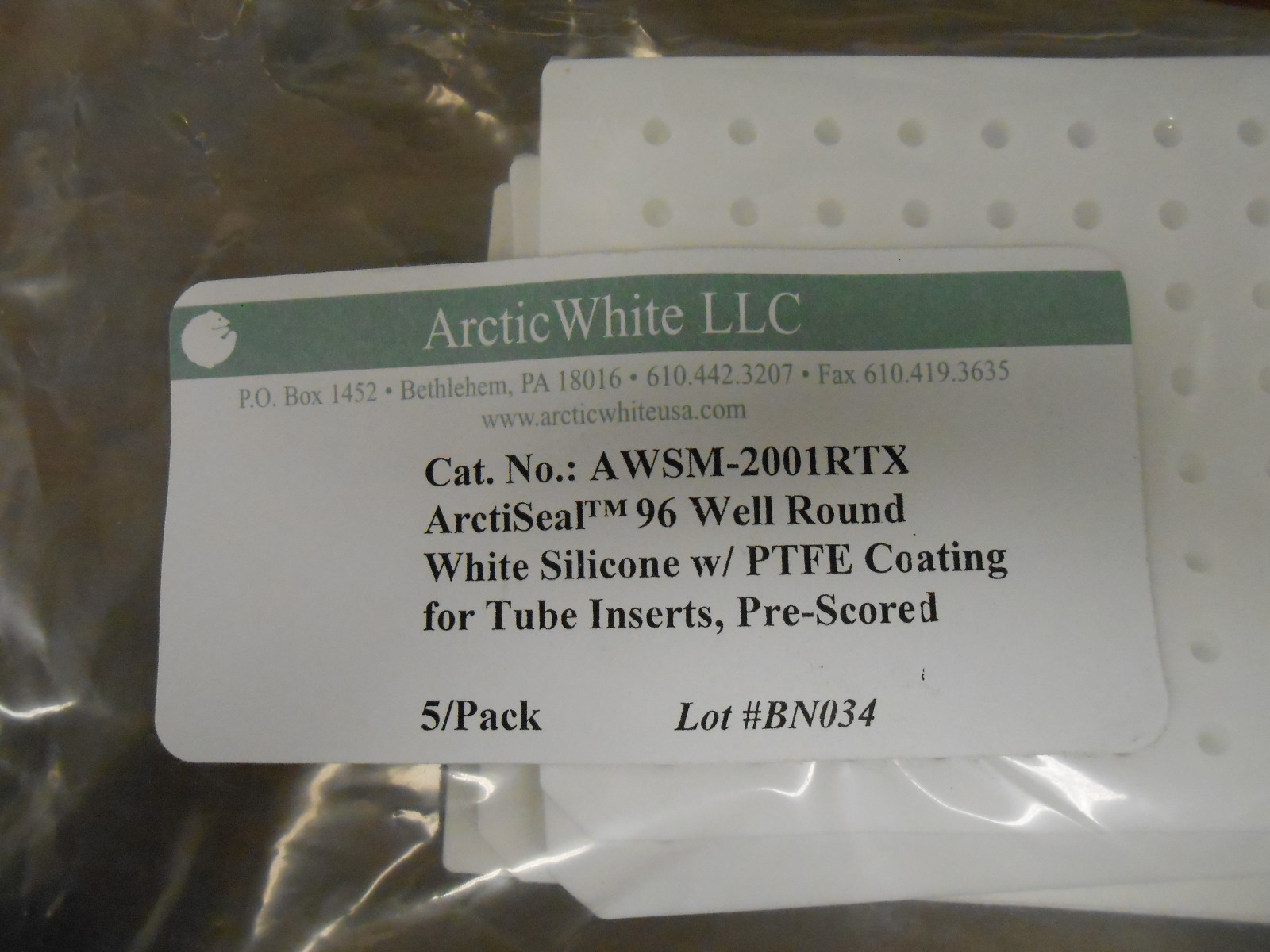 LOT OF 4 ARCTIC WHITE LLC AWSM-2001RTX ARCTISEAL 96 WELL SEALING MATS
