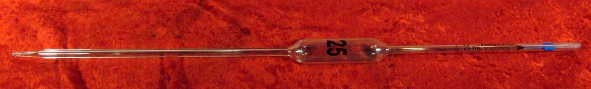 GLASS FISHERBRAND 25ML PIPETTE – PIPETTE IS MARKED WITH AS: 50ML – F (EZS002336)