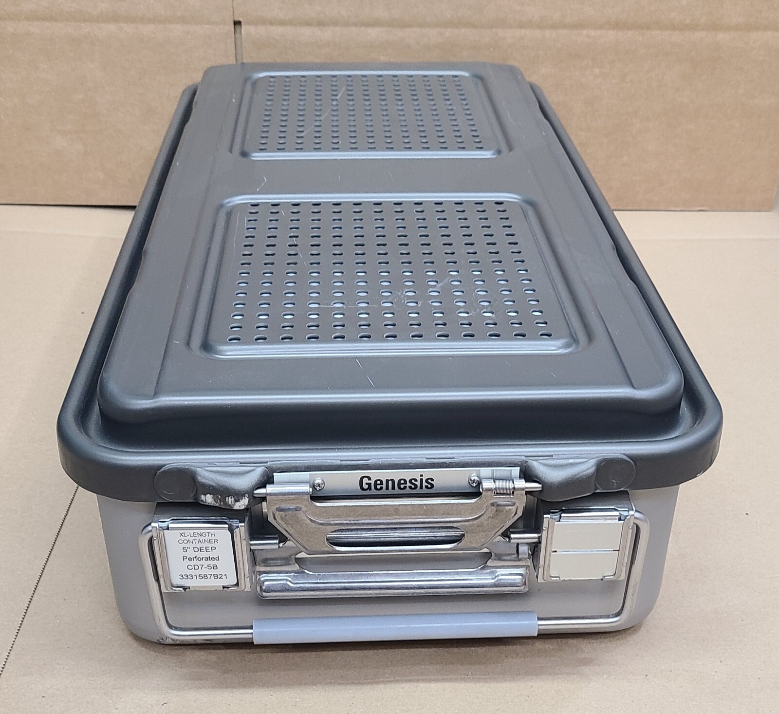 New V Mueller Genesis CD7-5B, 25.2×12.4×5 Solid Sterilization Container + Basket