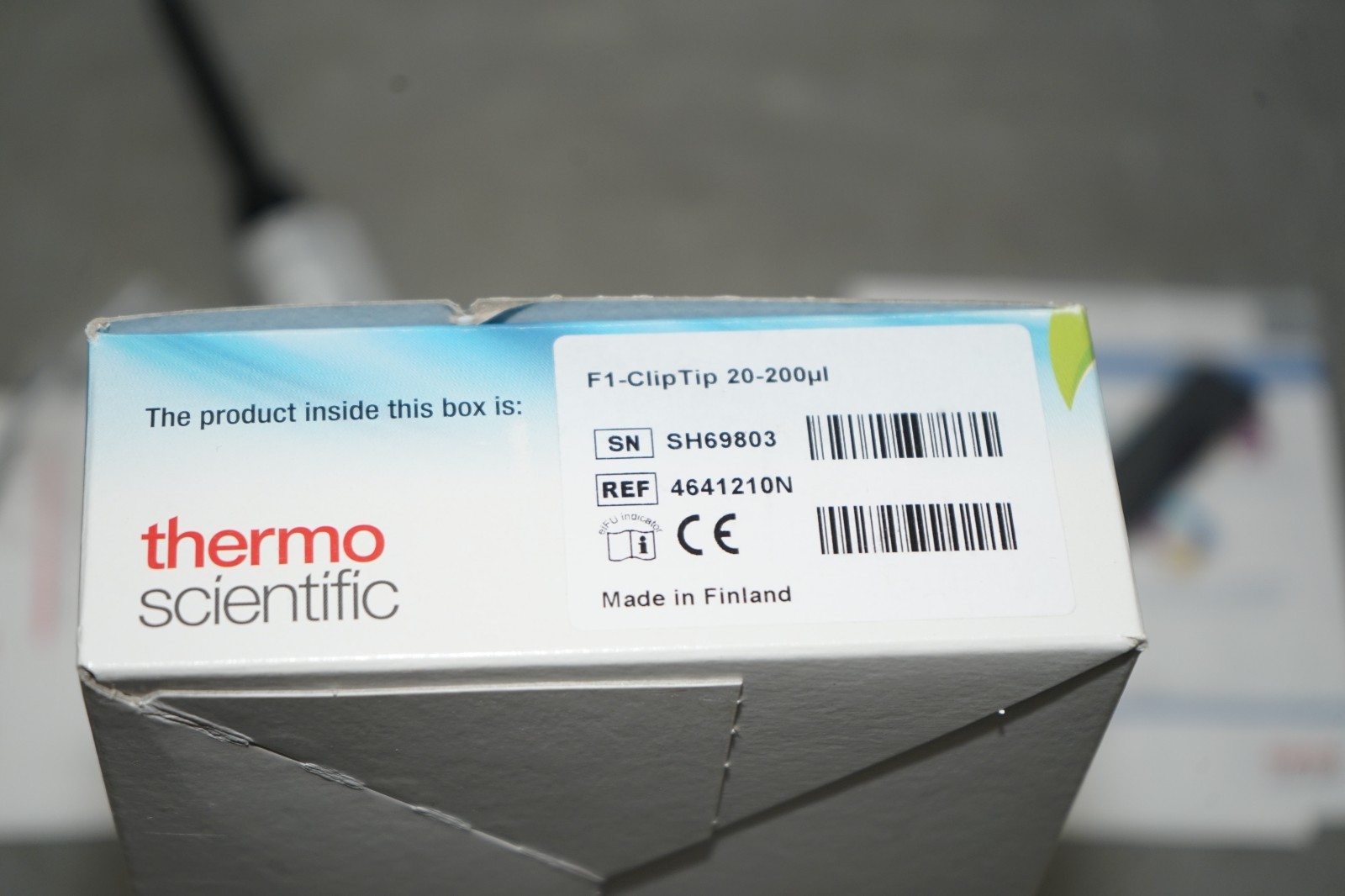 ^ Thermo Scientific™ F1-ClipTip™ 20 – 200 uL Single Channel Pipette #X6030