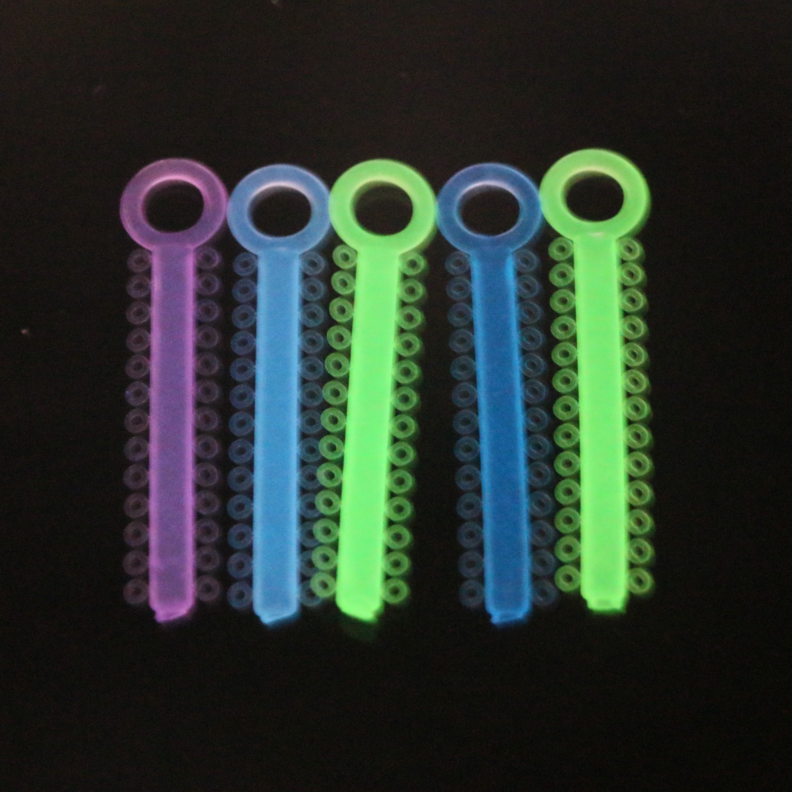 1040Pcs Dental Orthodontic Elastic Ligature Ties Glow-in-The-Dark Multi-Colored