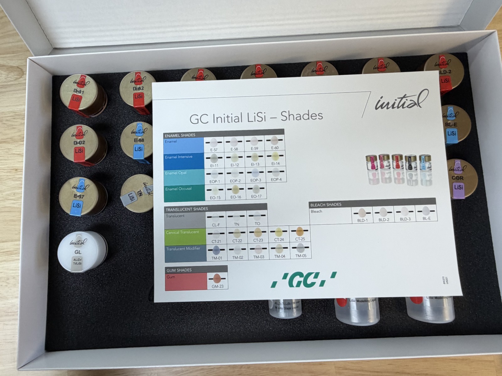 GC INITIAL LISI BASIC SET dental ceramic system 370g – SIX OPEN/UNTOUCHED
