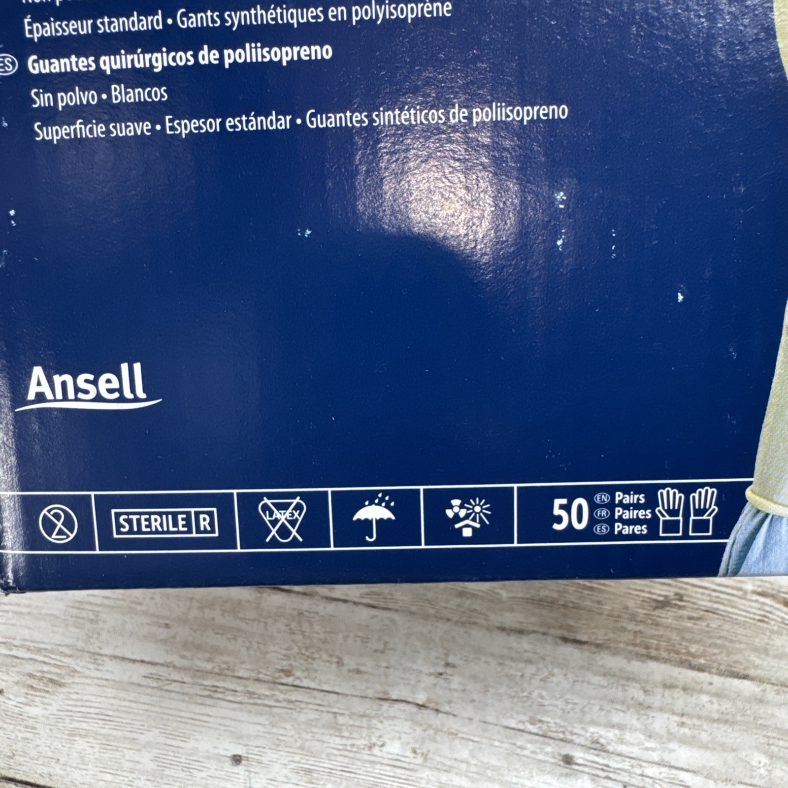 HALYARD Polyisoprene Surgical Gloves, Size: 7.5 *1 Box 50 Pair* *See Date*7-25